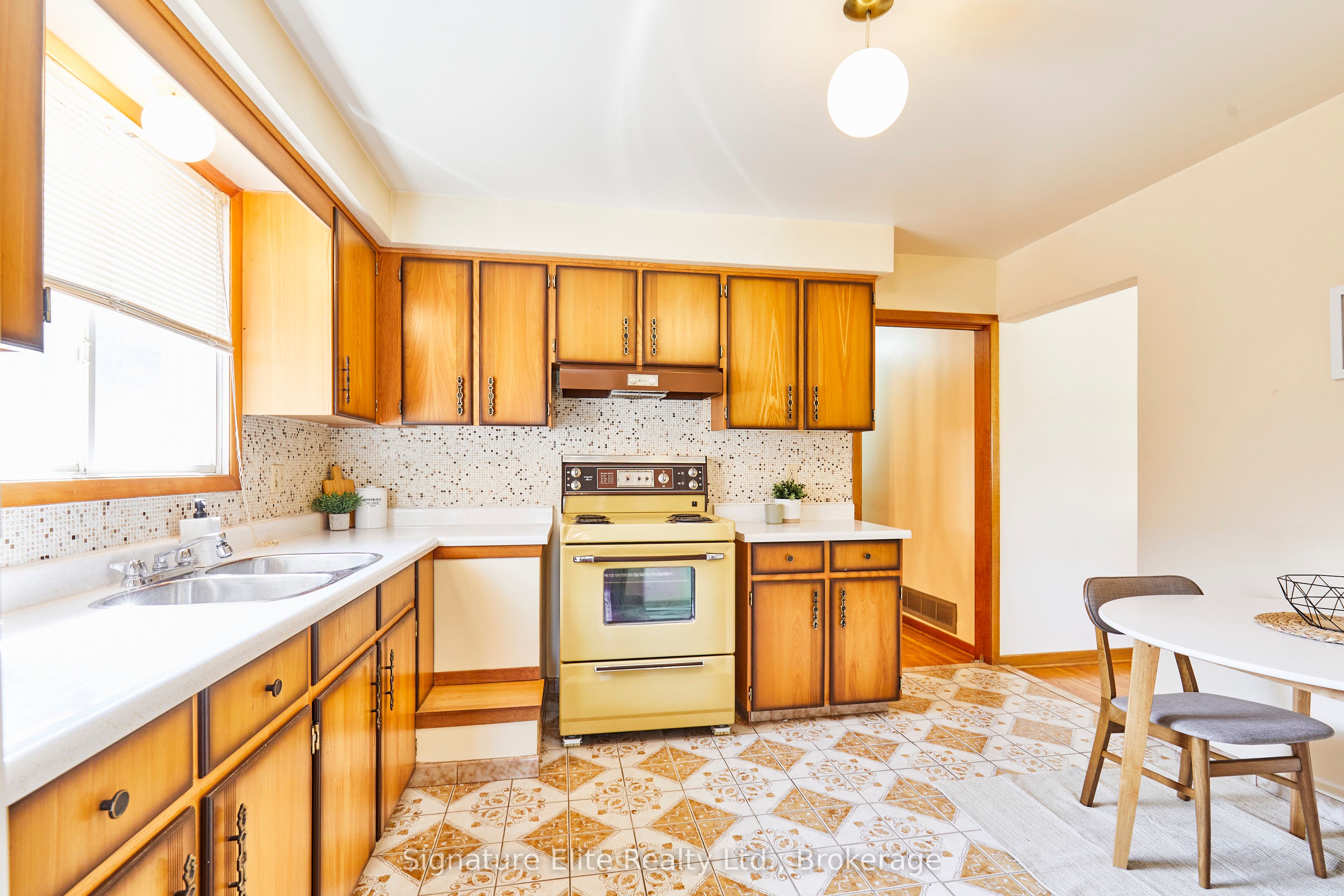 33 French Avenue Property Photo 13