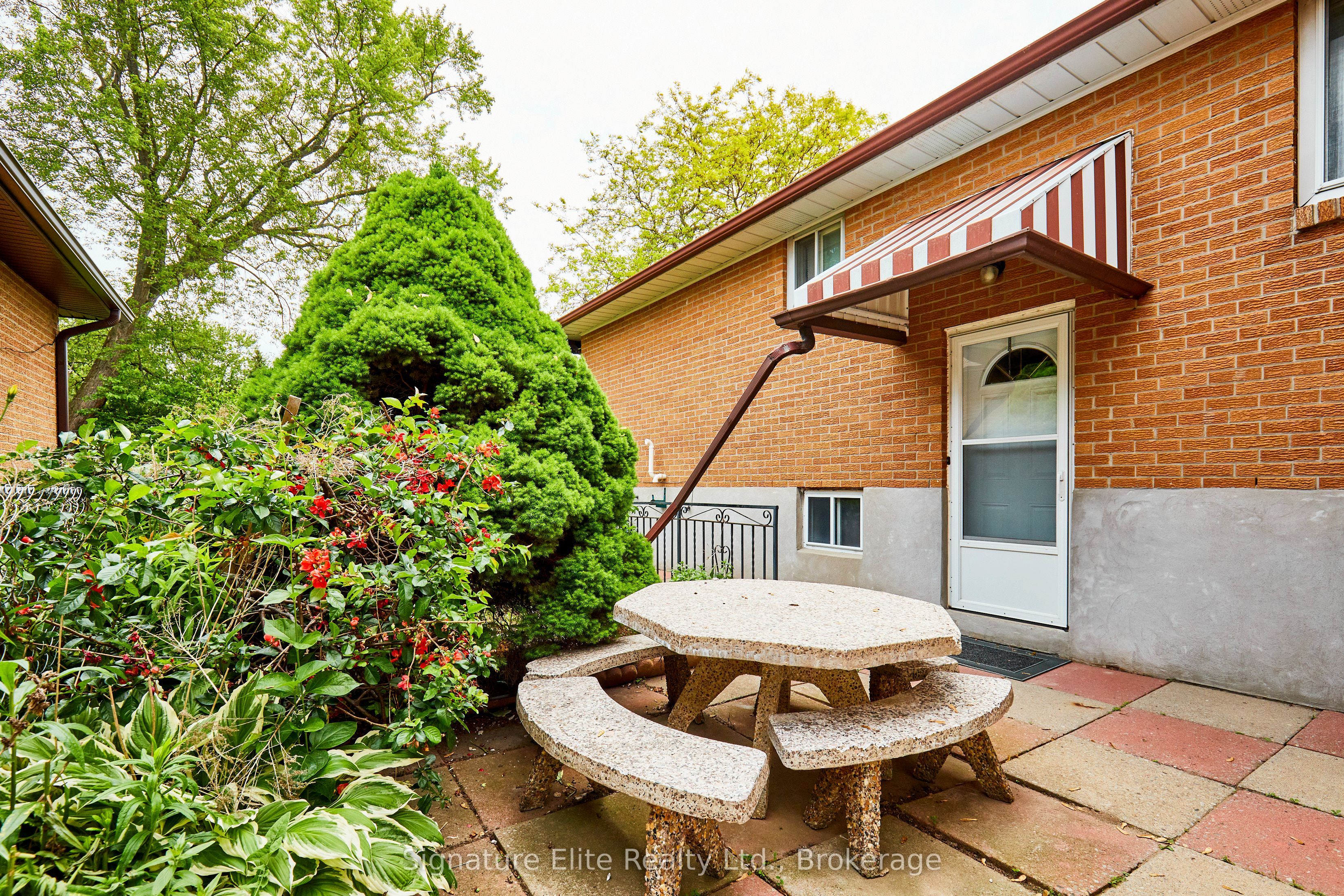 33 French Avenue Property Photo 29