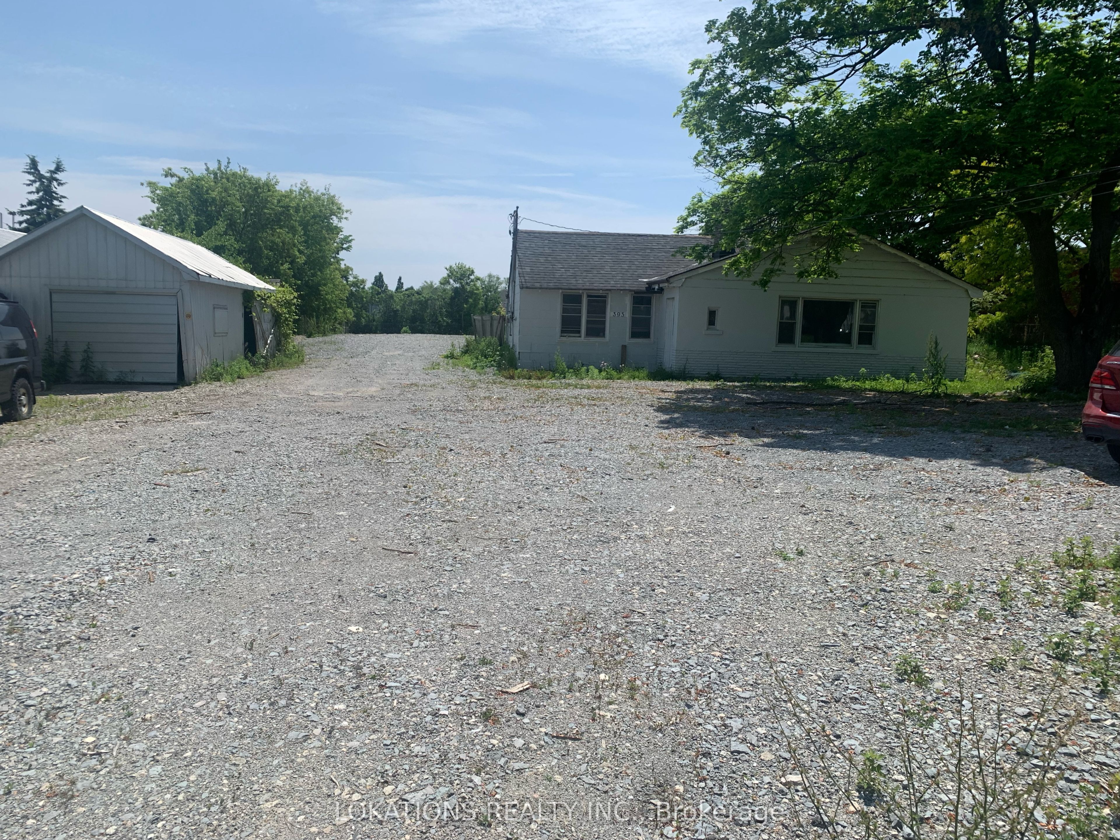 395 Kingston Road Property Photo 1