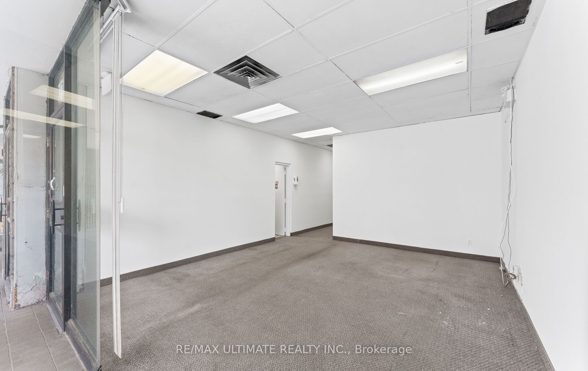 751 Pape Avenue Main Floor Property Photo 9