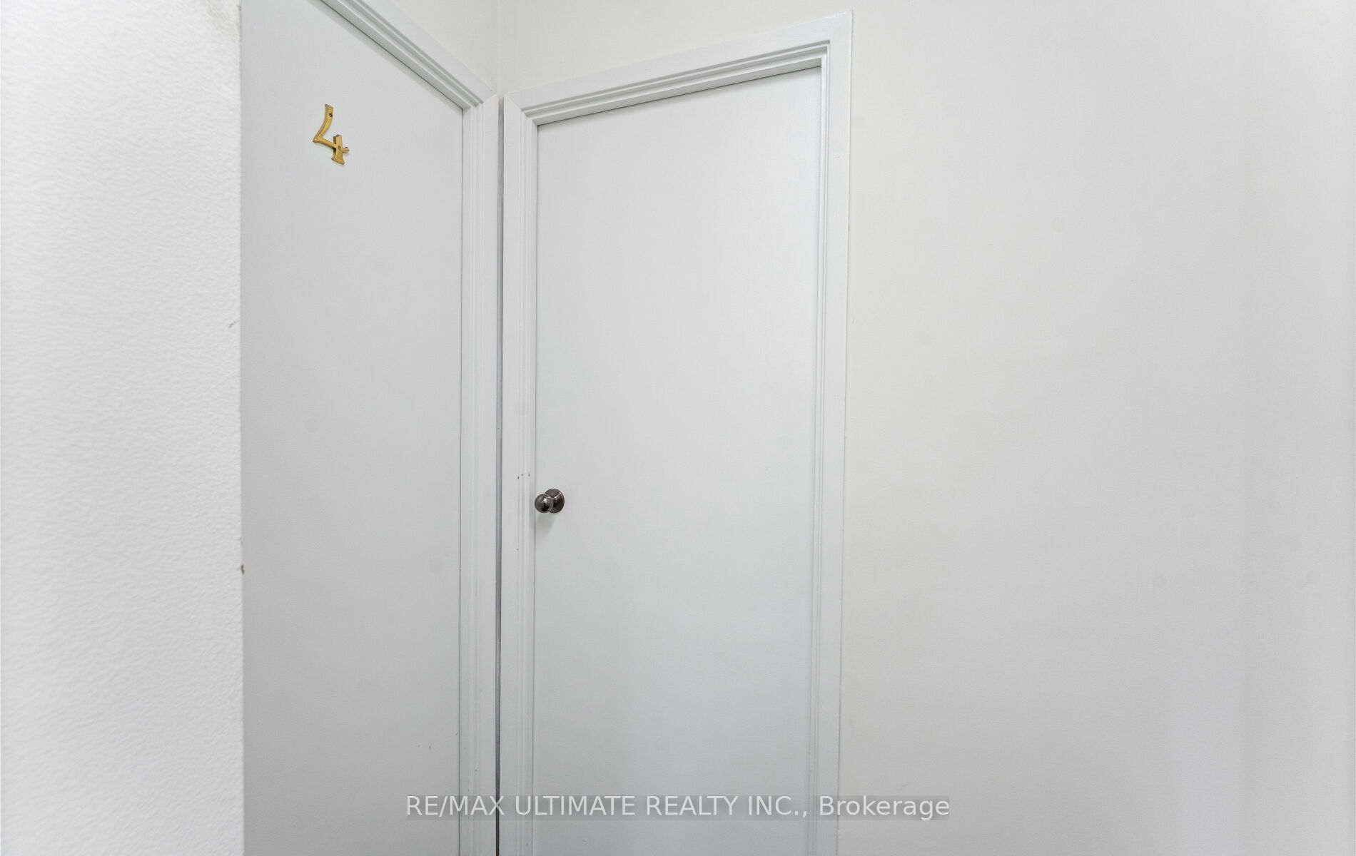 751 Pape Avenue Main Floor Property Photo 30