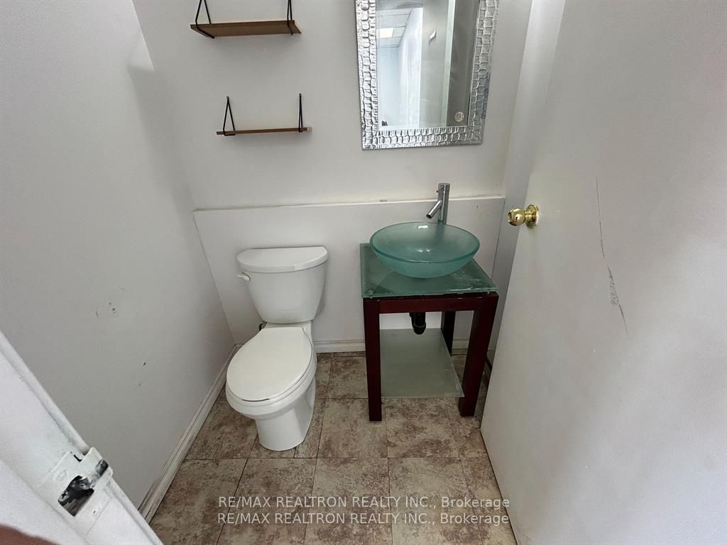 153 Brock Street 3 Property Photo 6