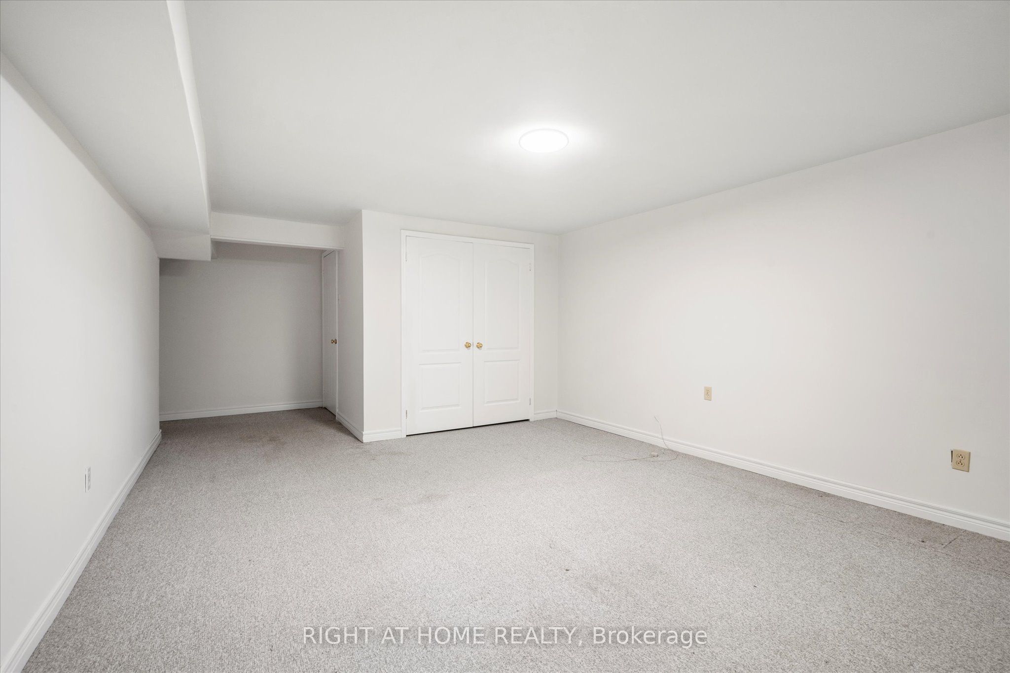 94 Lake Driveway Way W Property Photo 33