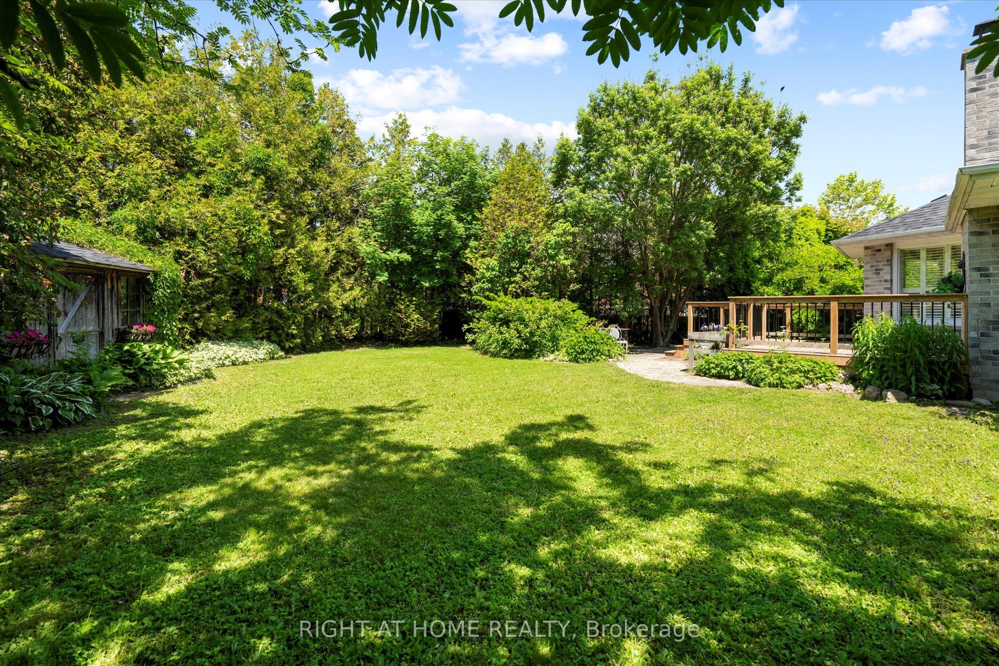 94 Lake Driveway Way W Property Photo 40