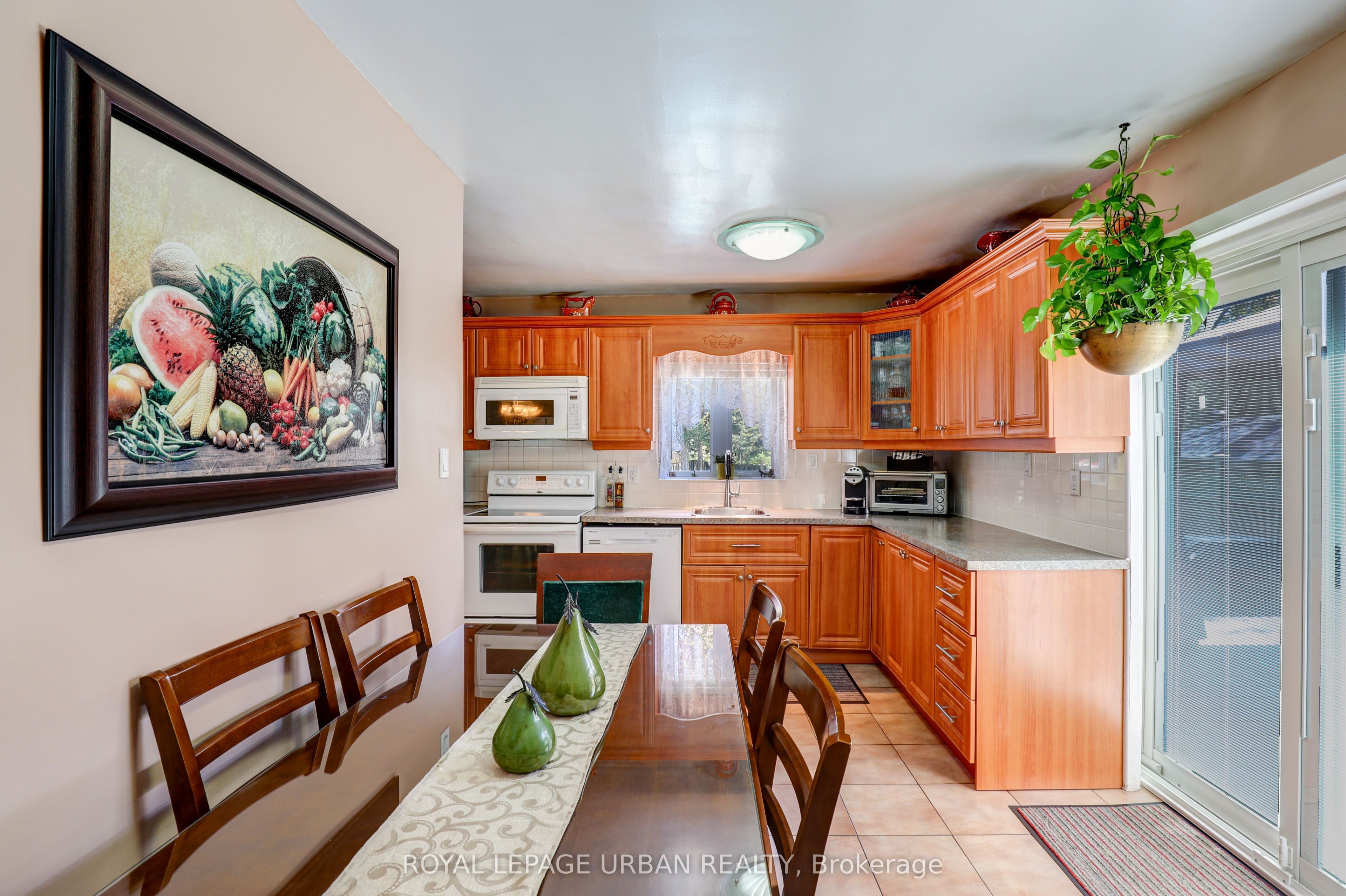 83 Adanac Drive Property Photo 16