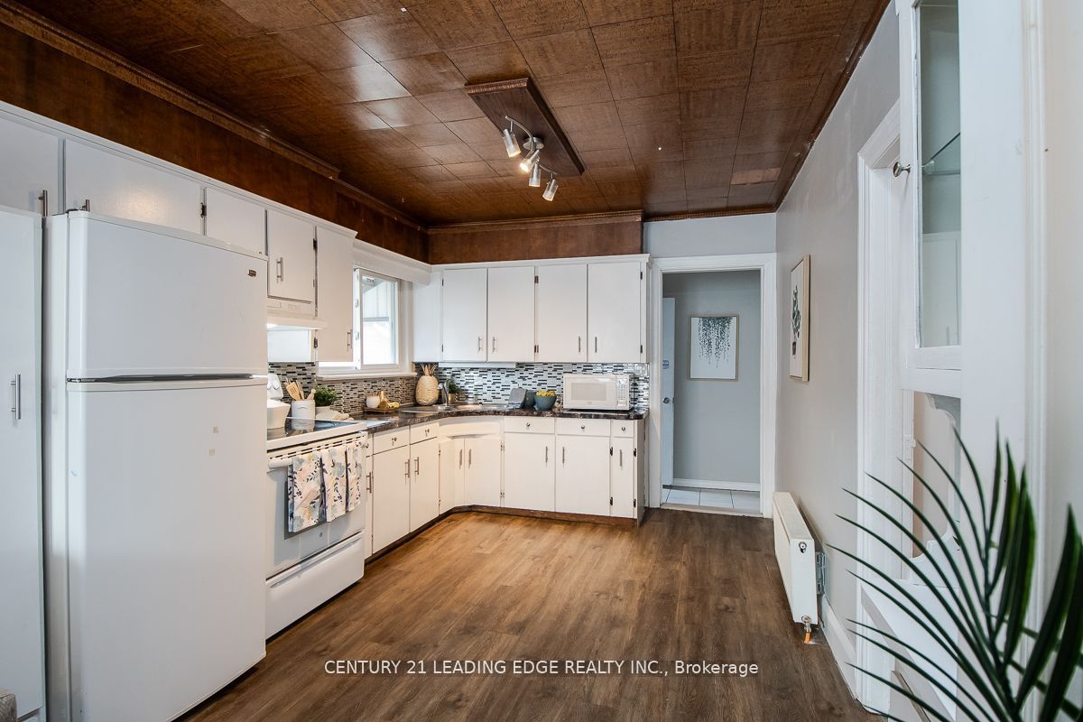 #main - 128 Summer Street Property Photo 8