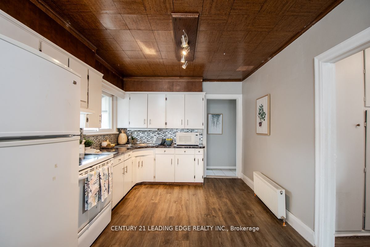 #main - 128 Summer Street Property Photo 9