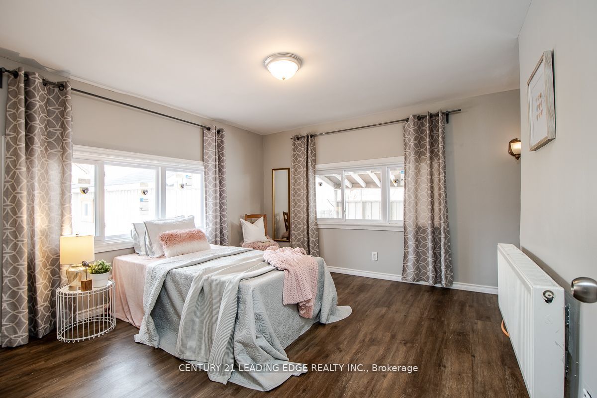 #main - 128 Summer Street Property Photo 17