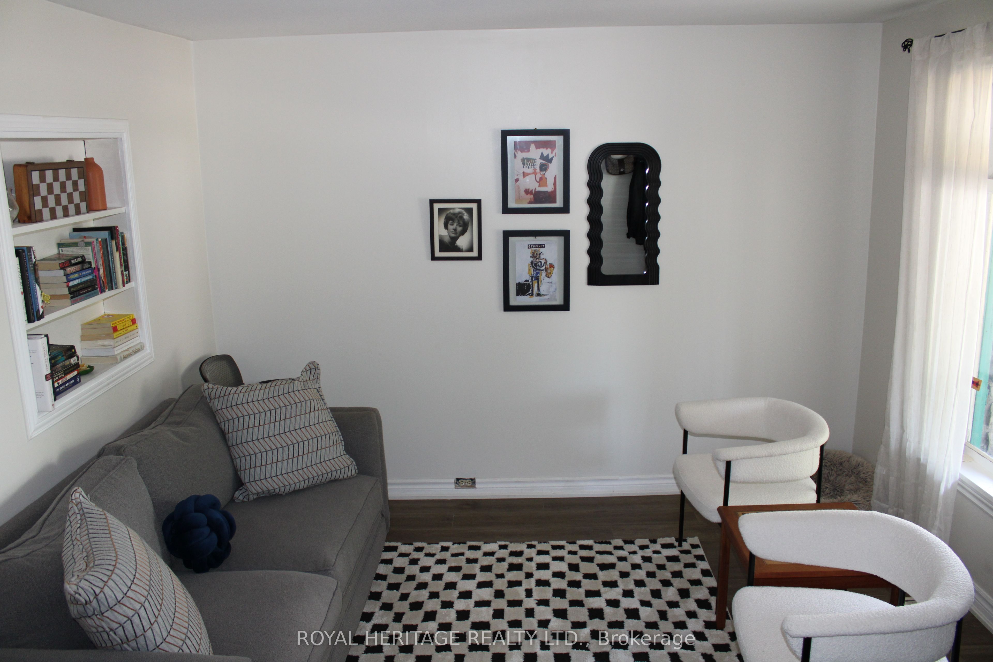 228 Court Street Property Photo 8
