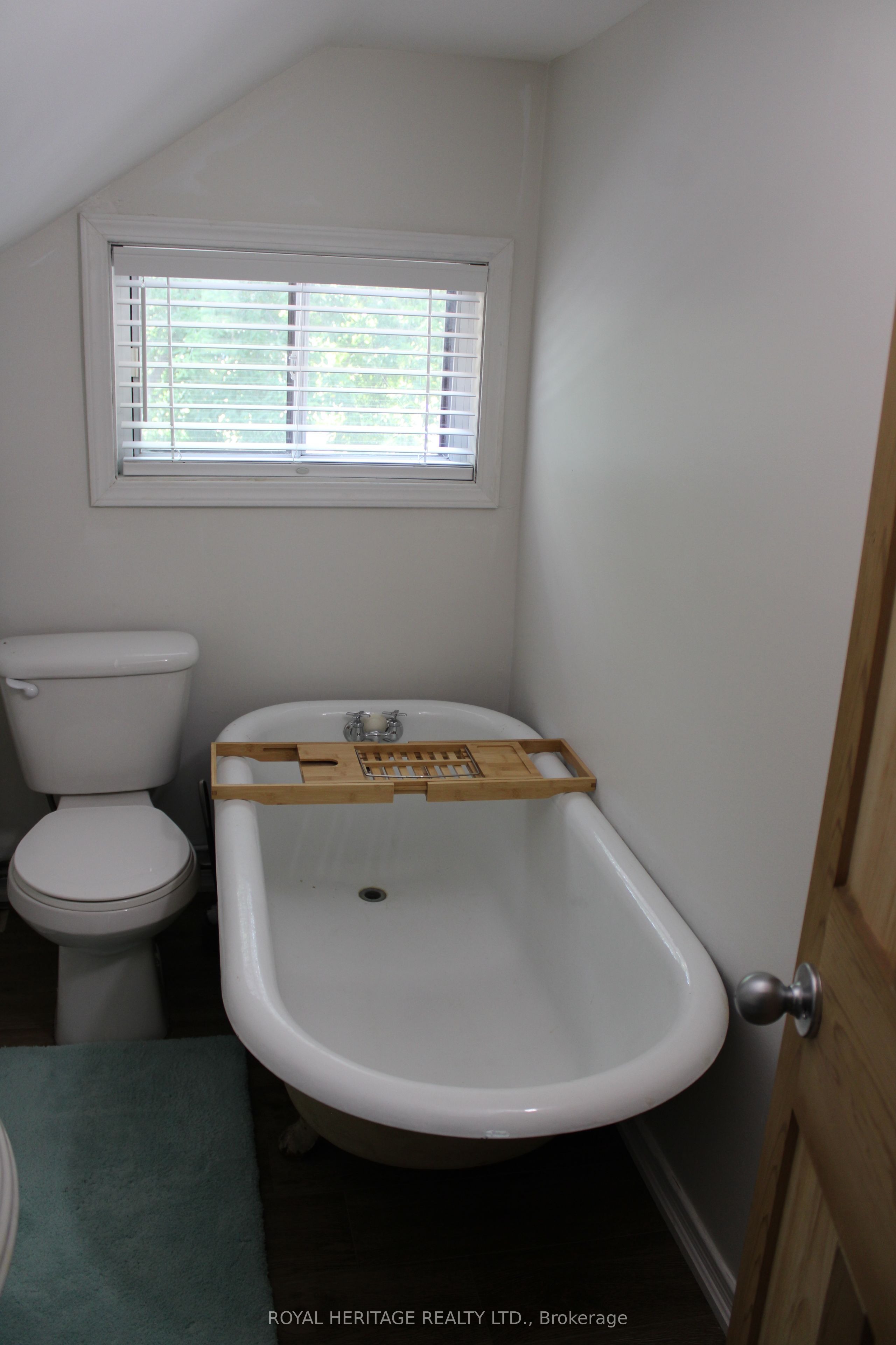 228 Court Street Property Photo 16