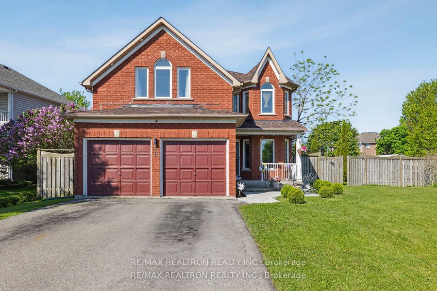 70 Padfield Dr Property Photo 1
