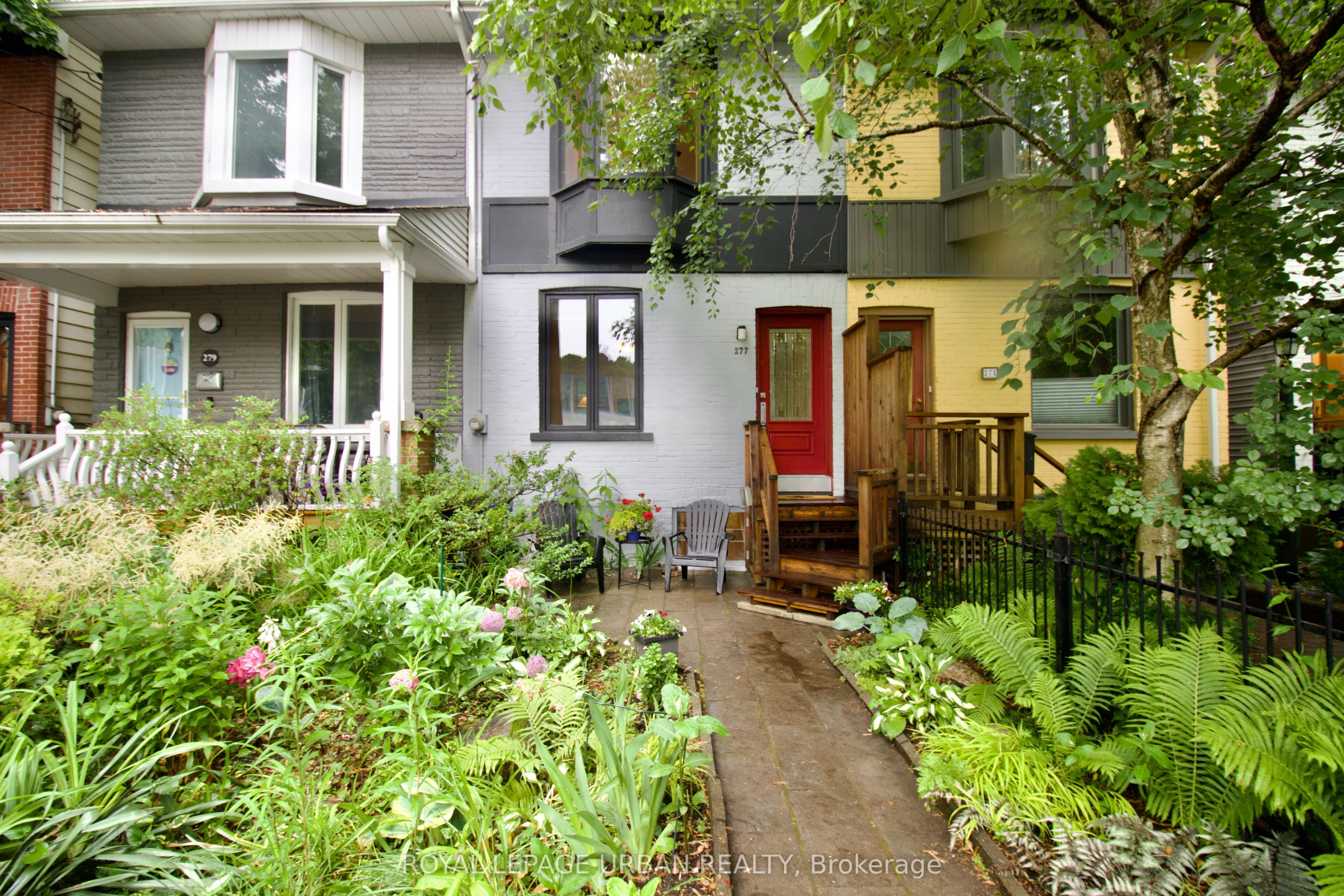 277 Booth Avenue Property Photo 1
