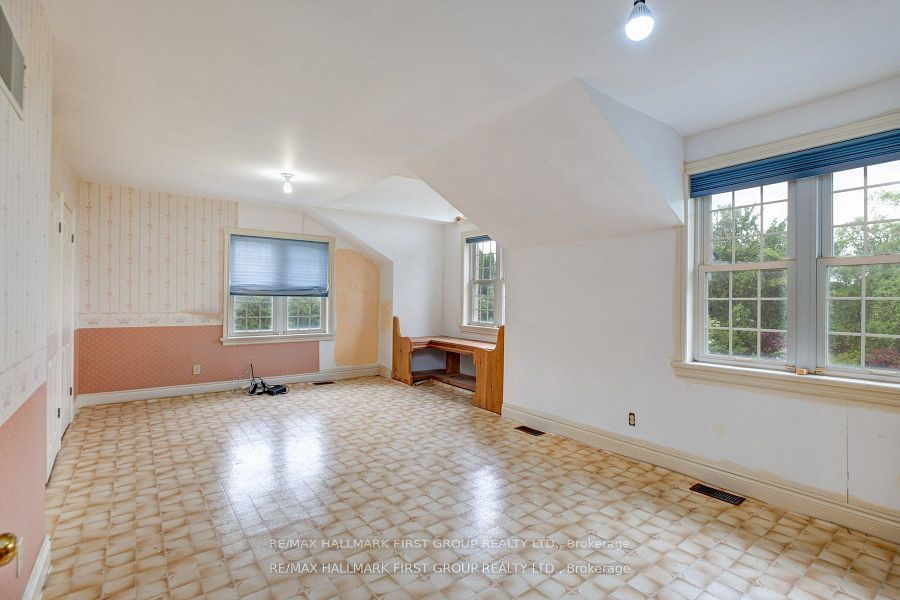 4870 Sideline 6 Road Property Photo 19