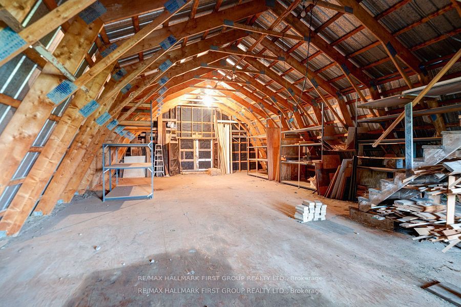 4870 Sideline 6 Road Property Photo 29