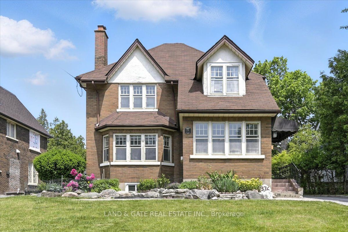 376 King Street E Property Photo 2