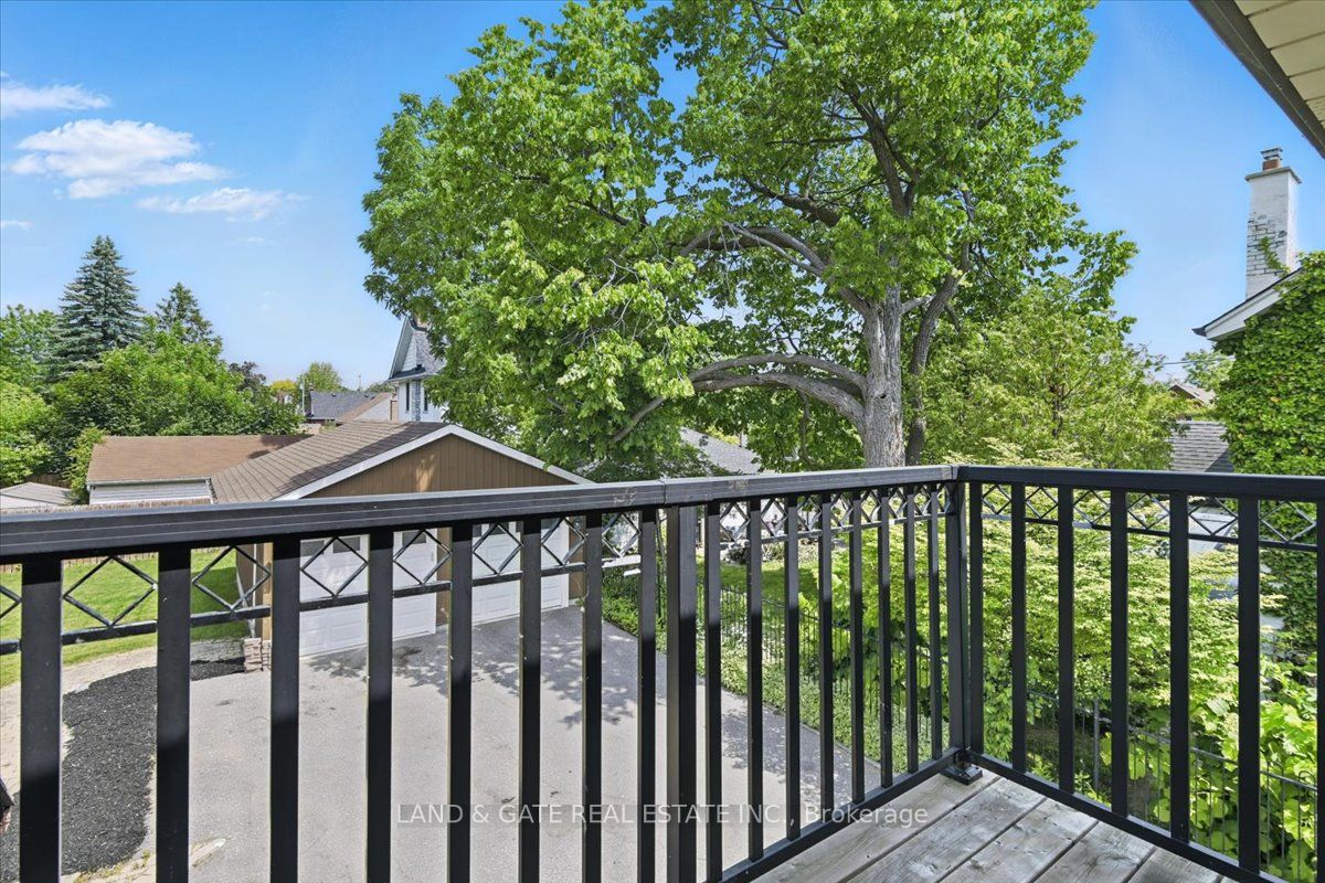 376 King Street E Property Photo 28