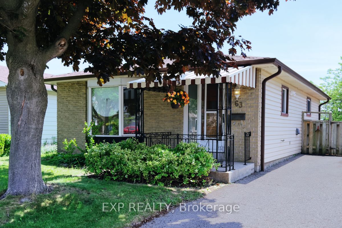 63 Swanston Crescent Property Photo 1