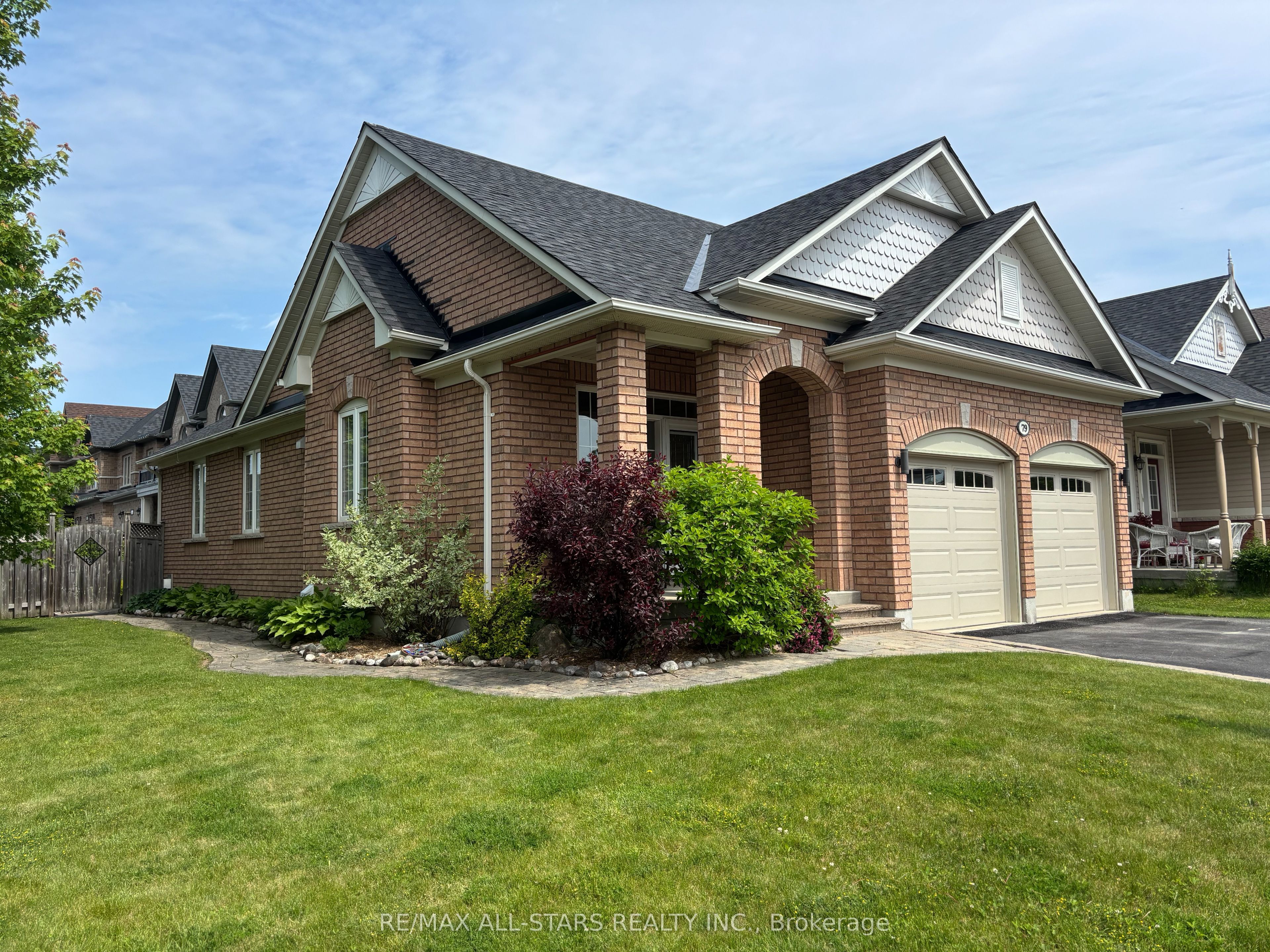 79 Sherrington Dr Property Photo 1