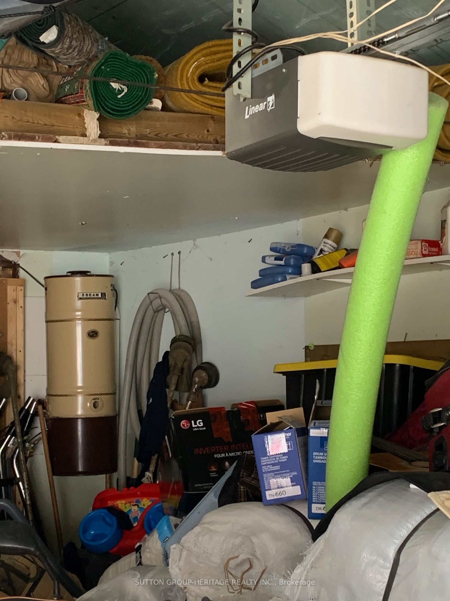 693 Old Harwood Avenue Property Photo 7