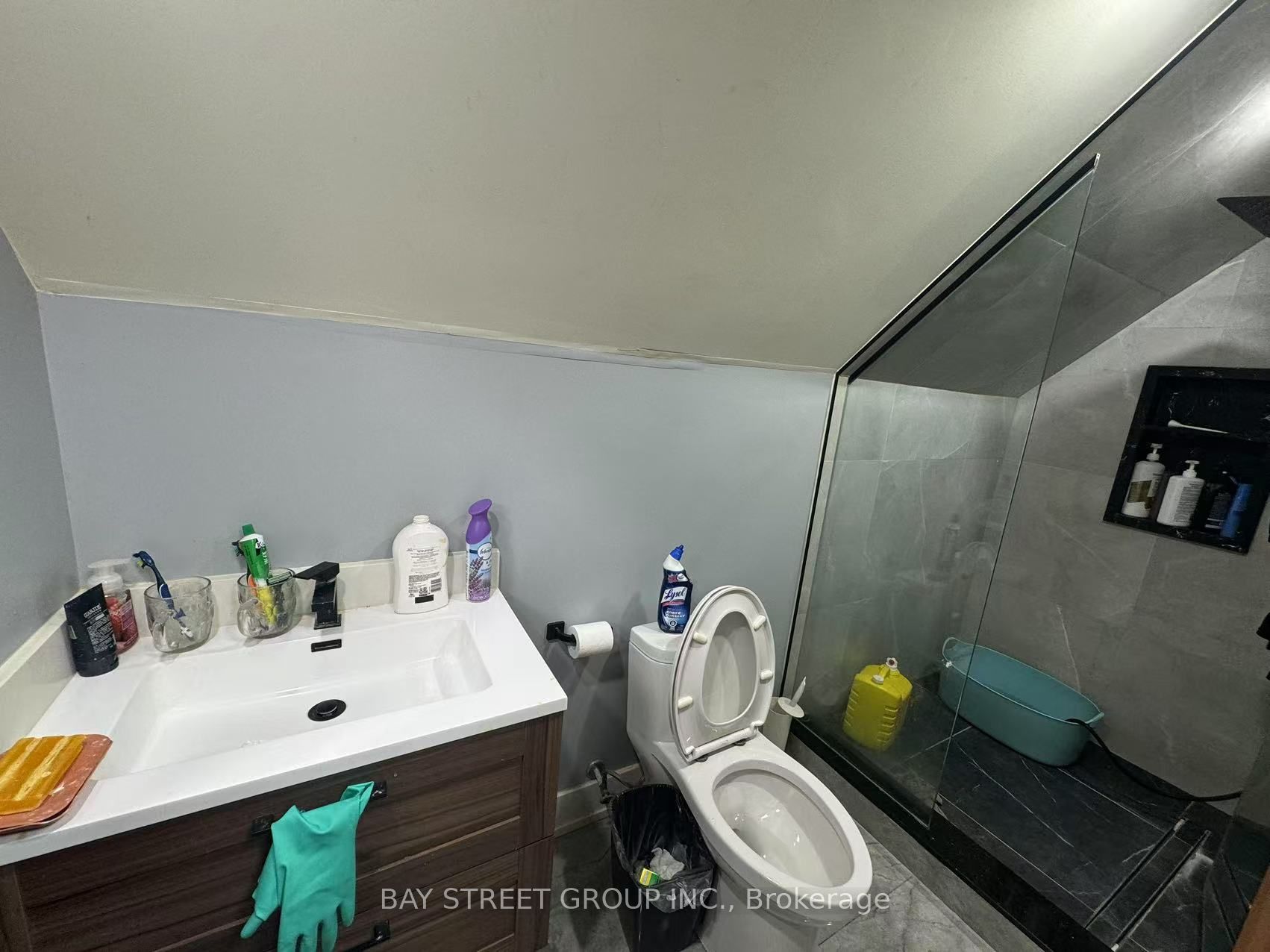 110 Silver Star Boulevard 103 Property Photo 7