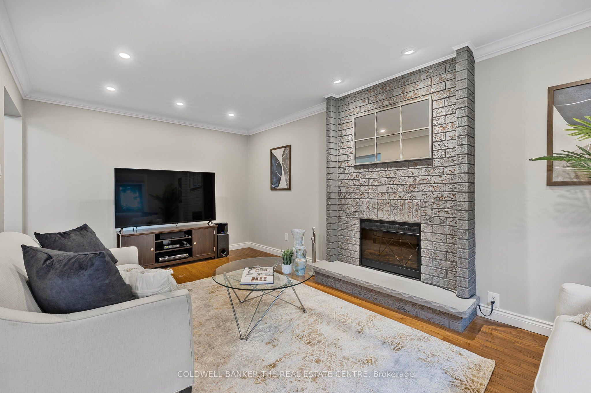 856 Crowells Street Property Photo 8