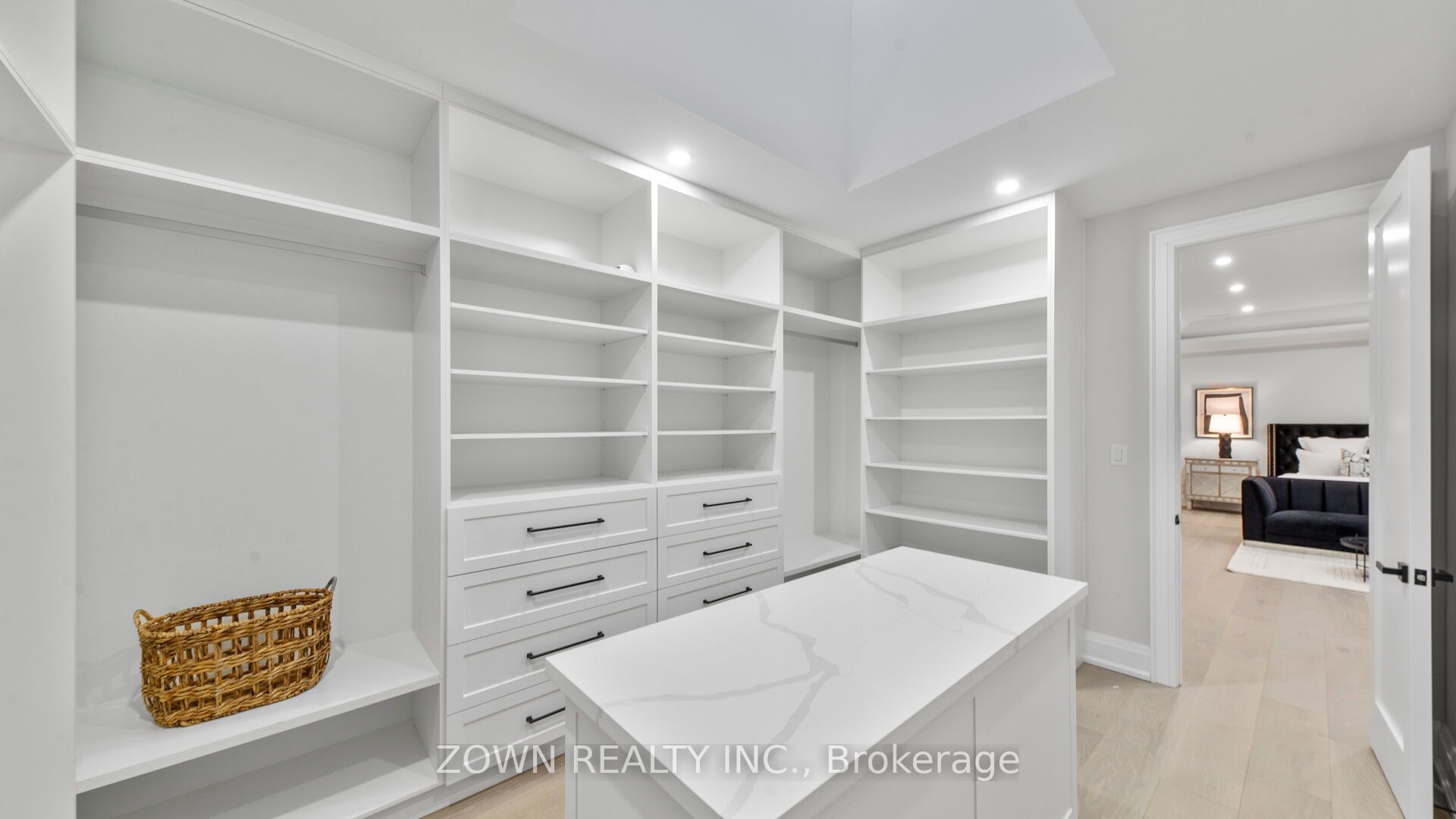 632 West Shore Boulevard Property Photo 32