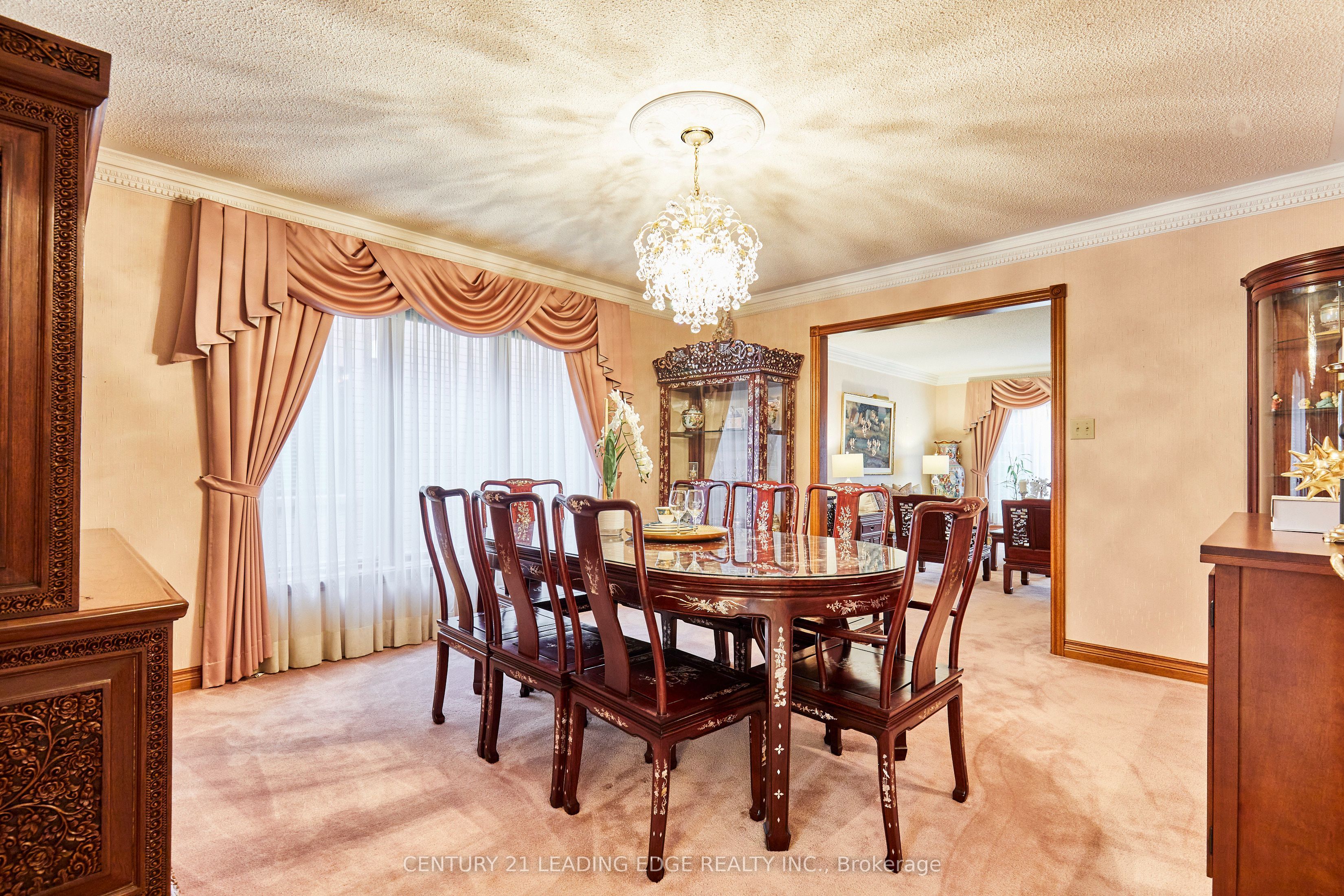 1127 Oshawa Boulevard N Property Photo 13