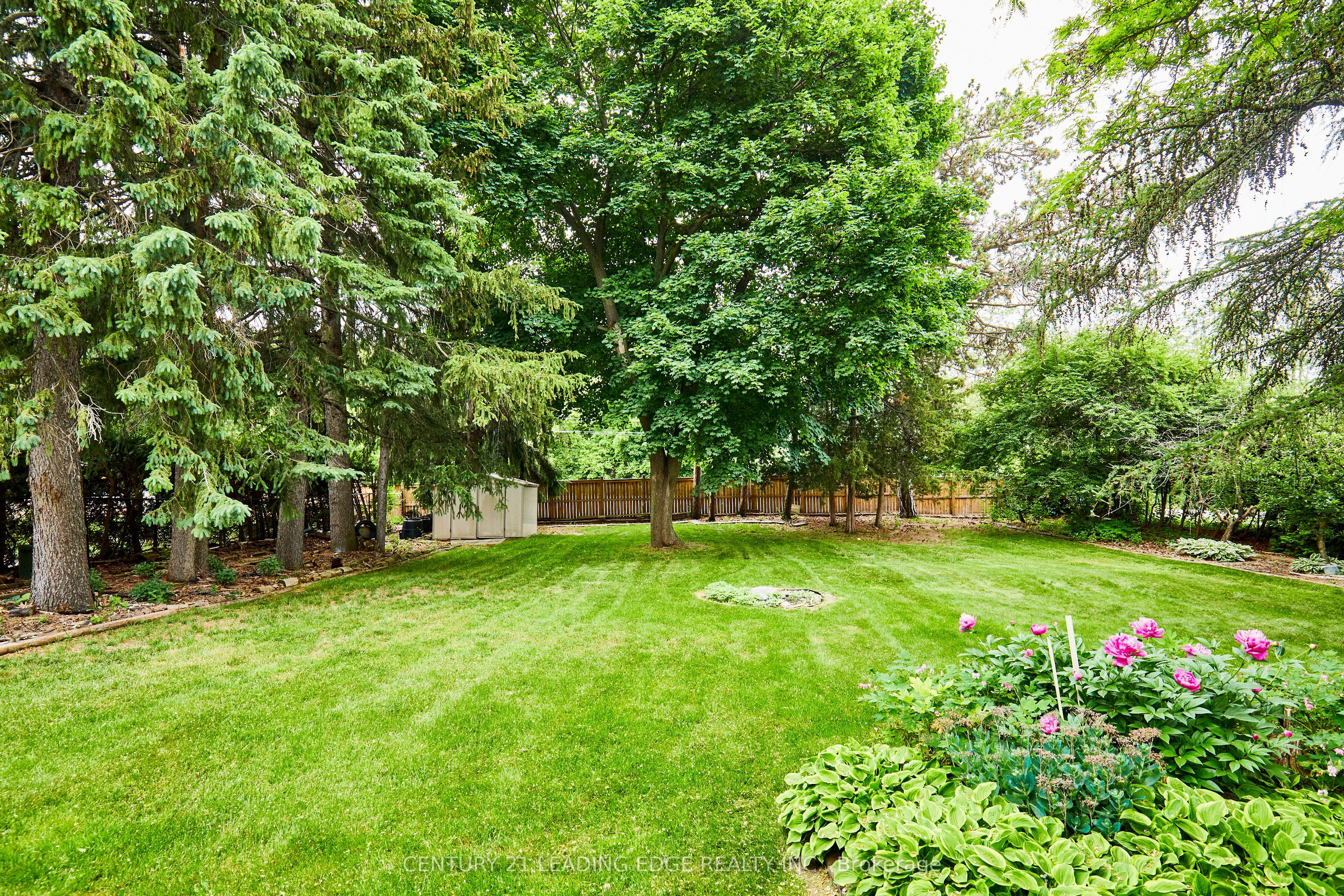 1127 Oshawa Boulevard N Property Photo 33