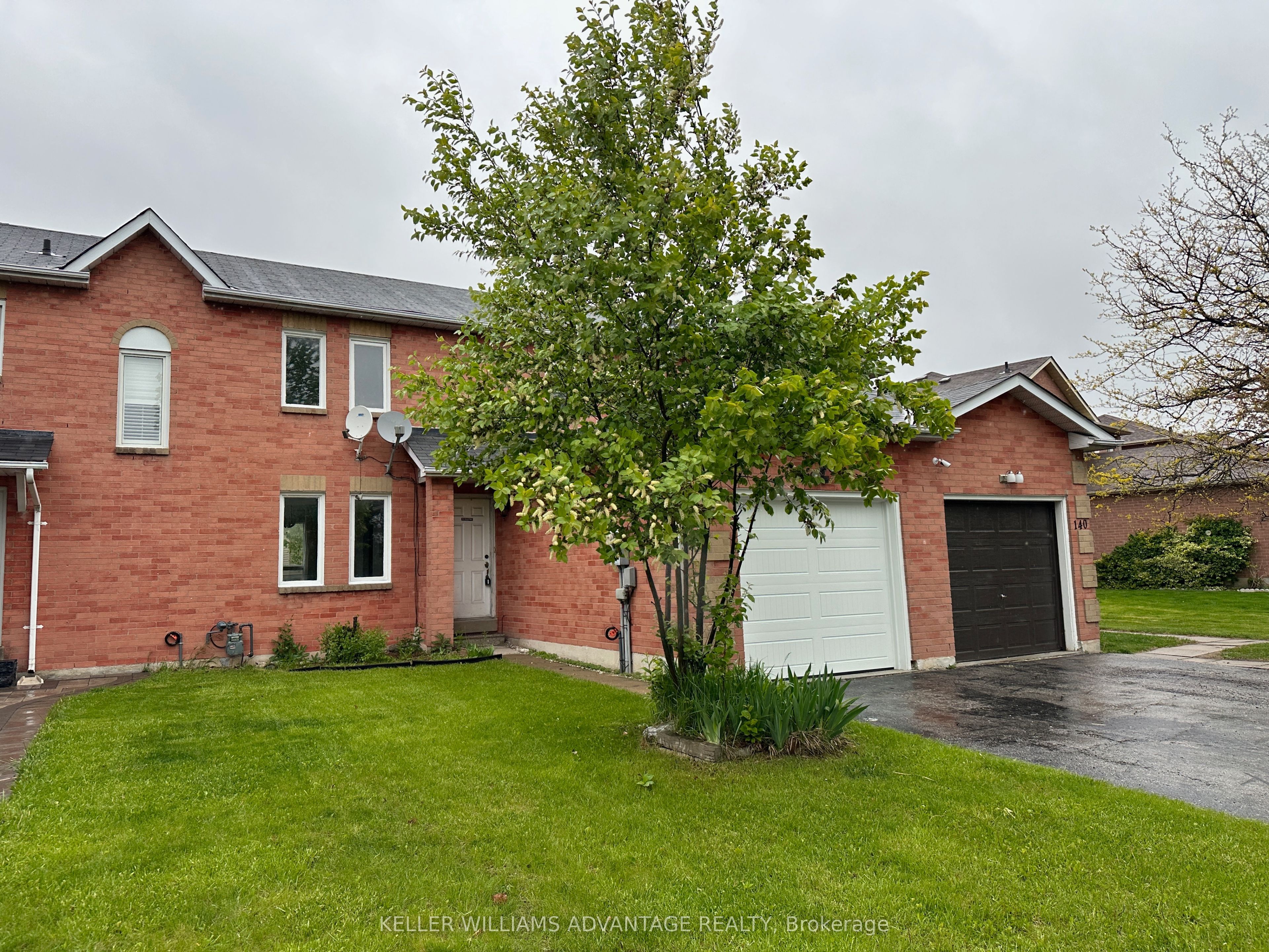 142 Wright Crescent Property Photo 1