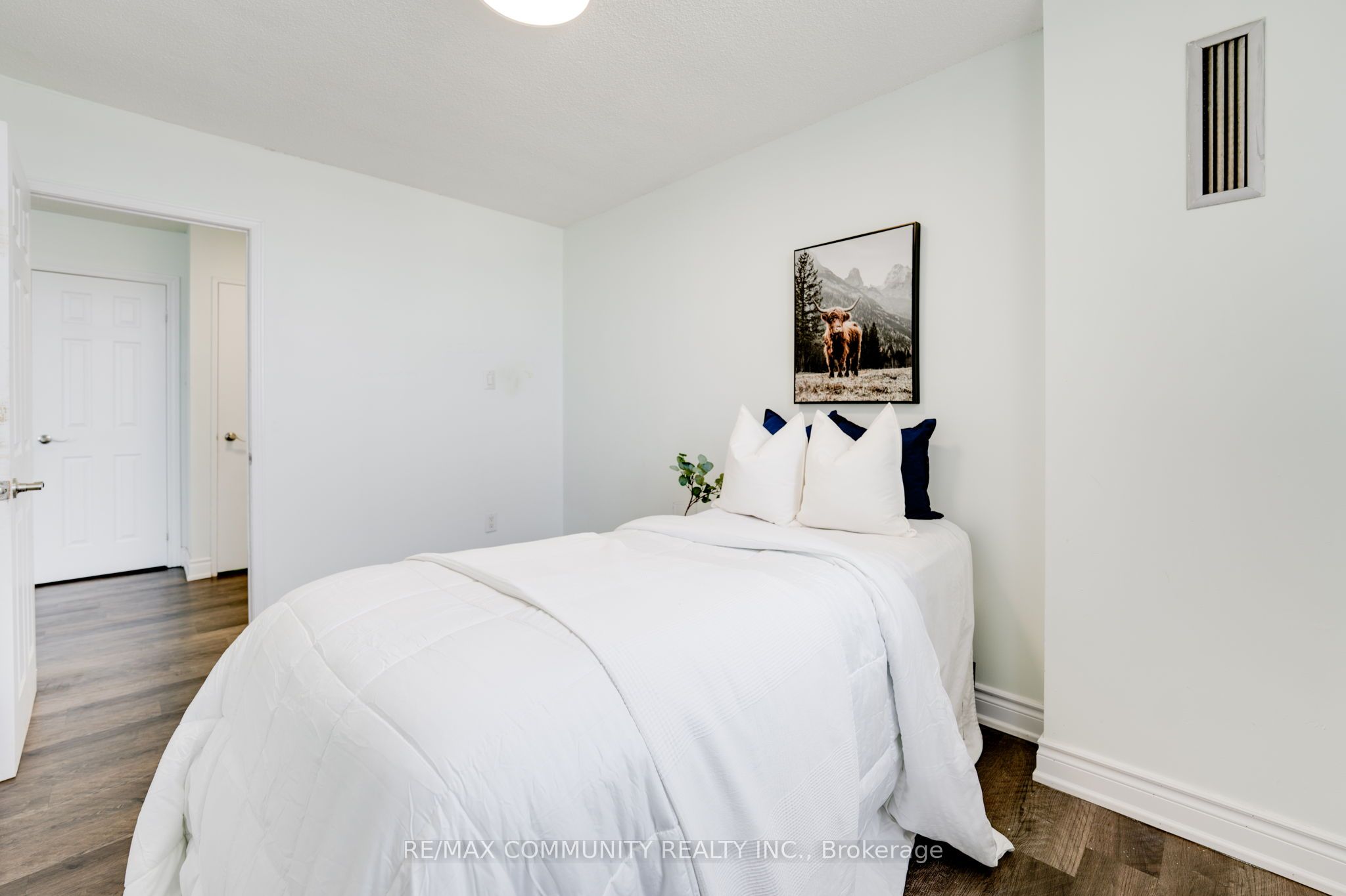 301 Prudential Drive 1002 Property Photo 5