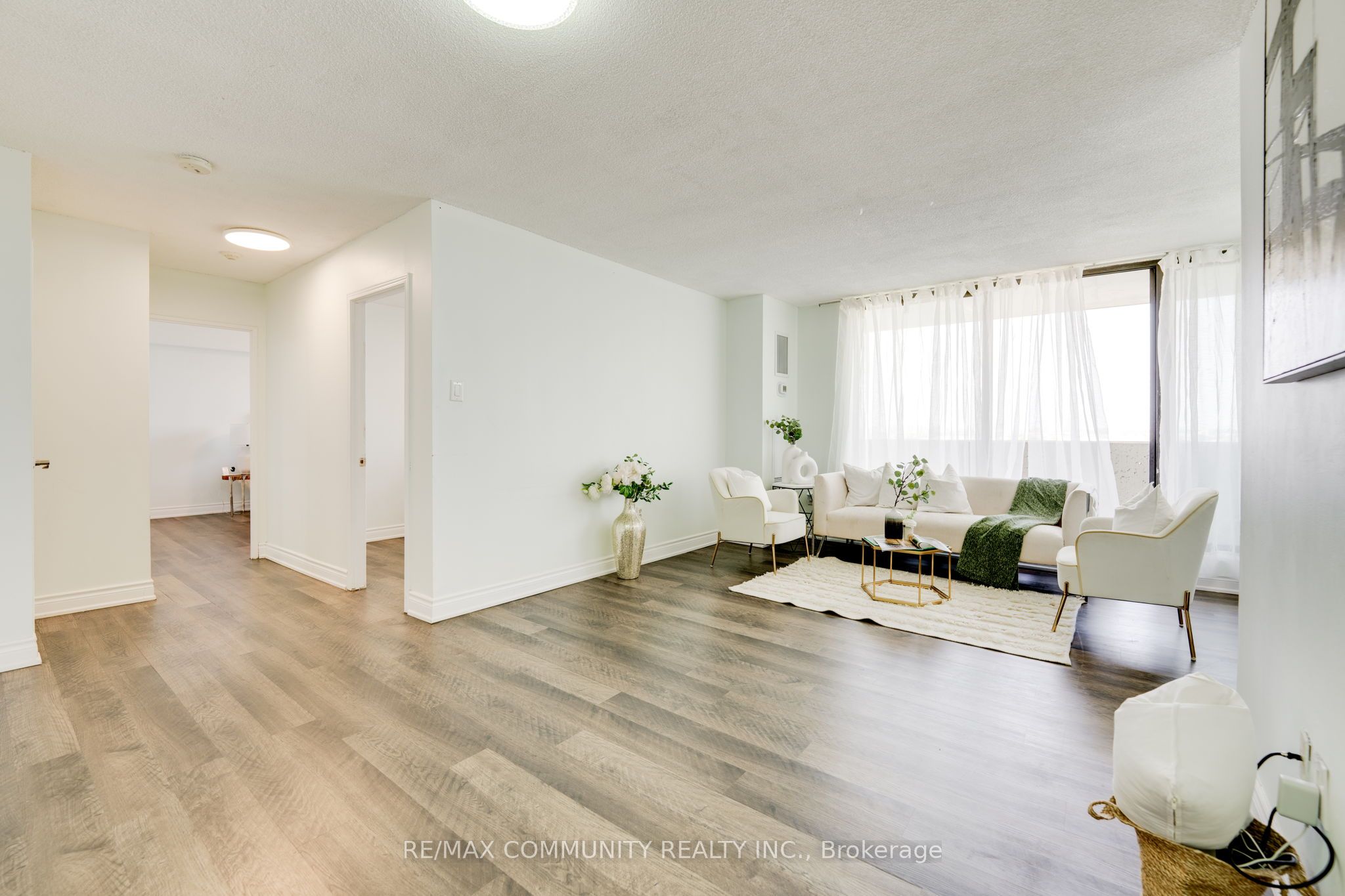 301 Prudential Drive 1002 Property Photo 11