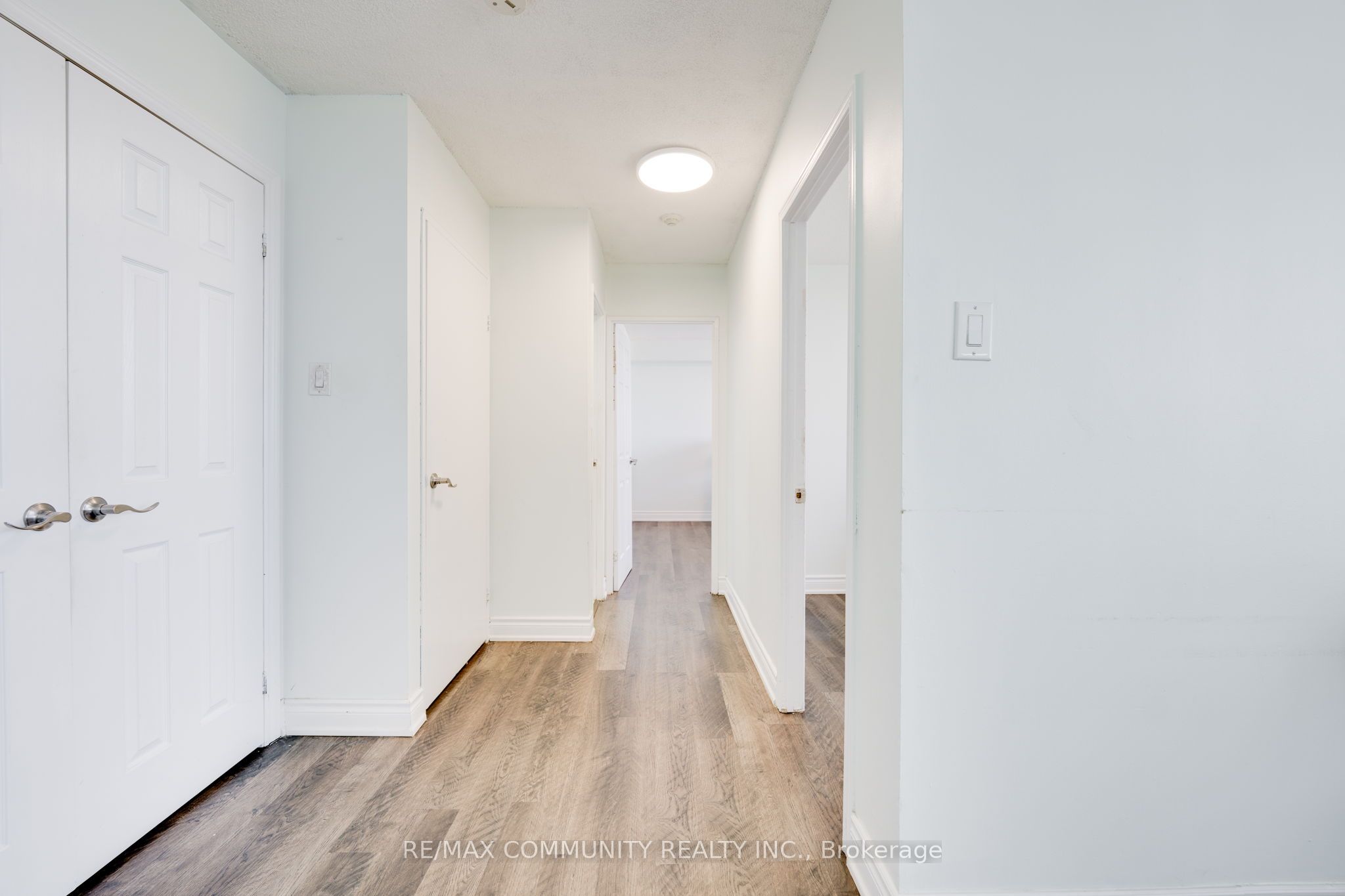 301 Prudential Drive 1002 Property Photo 18