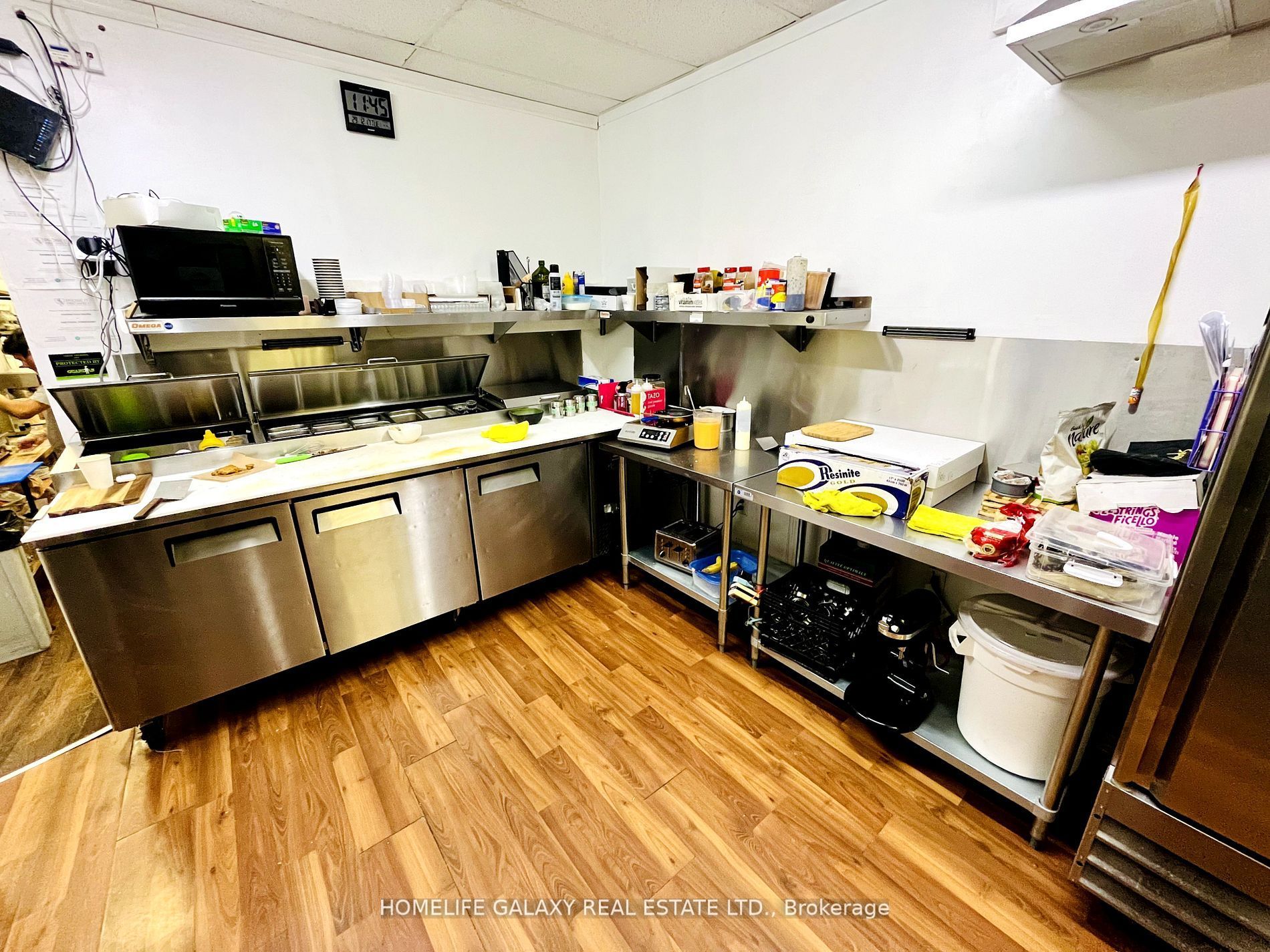 25 Simcoe Street S Main Property Photo 11