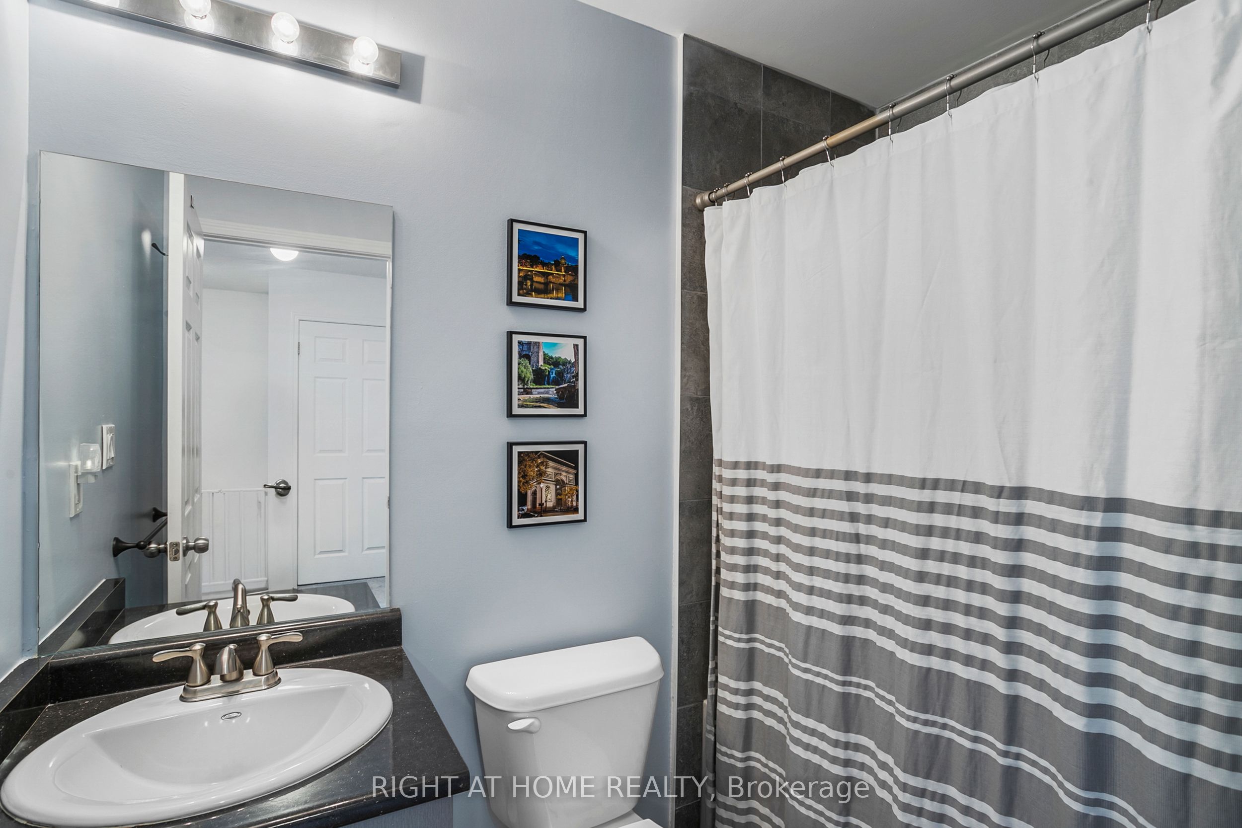 1020 Dunsley Way N 2 Property Photo 17