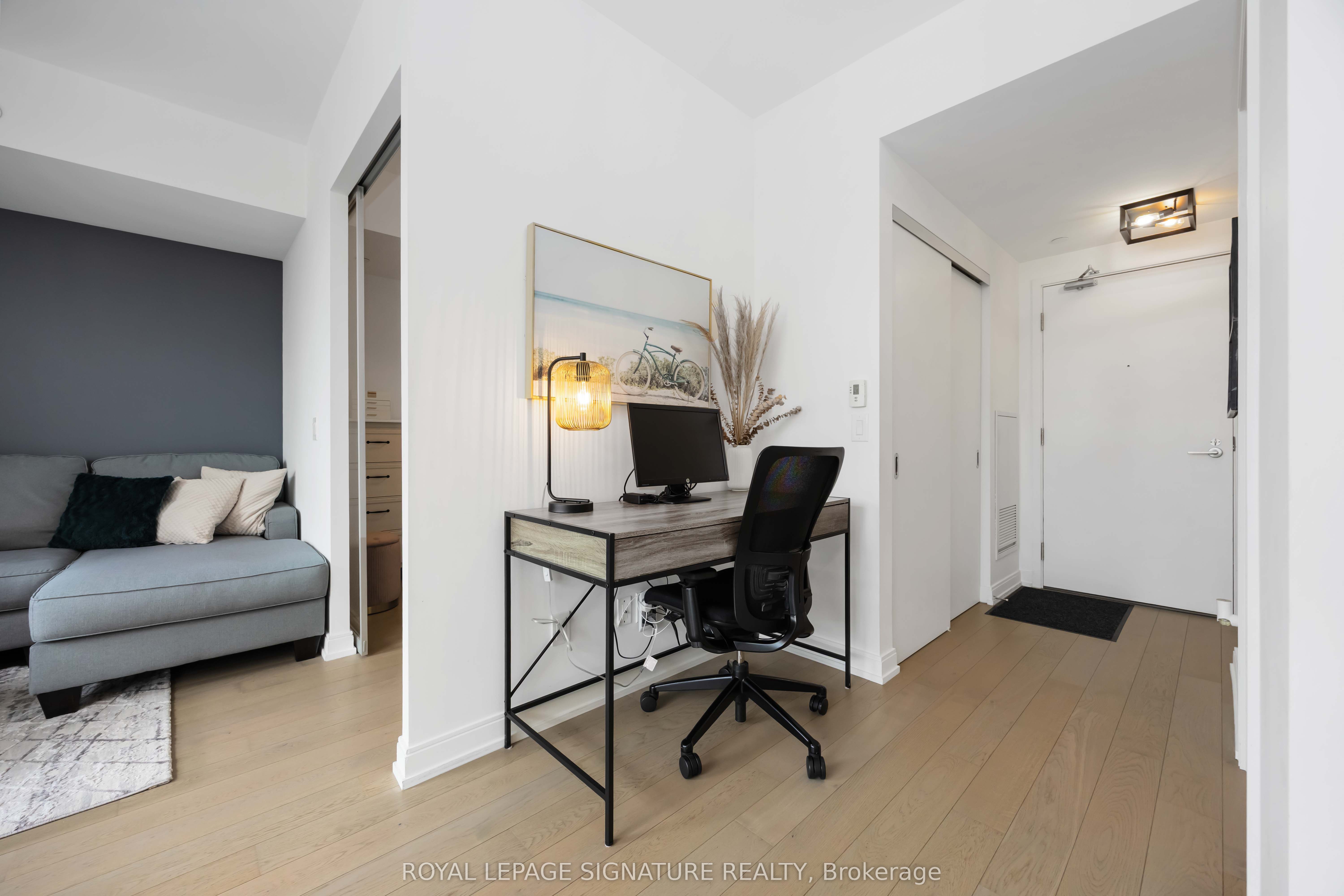 1100 Kingston Road 513 Property Photo 5