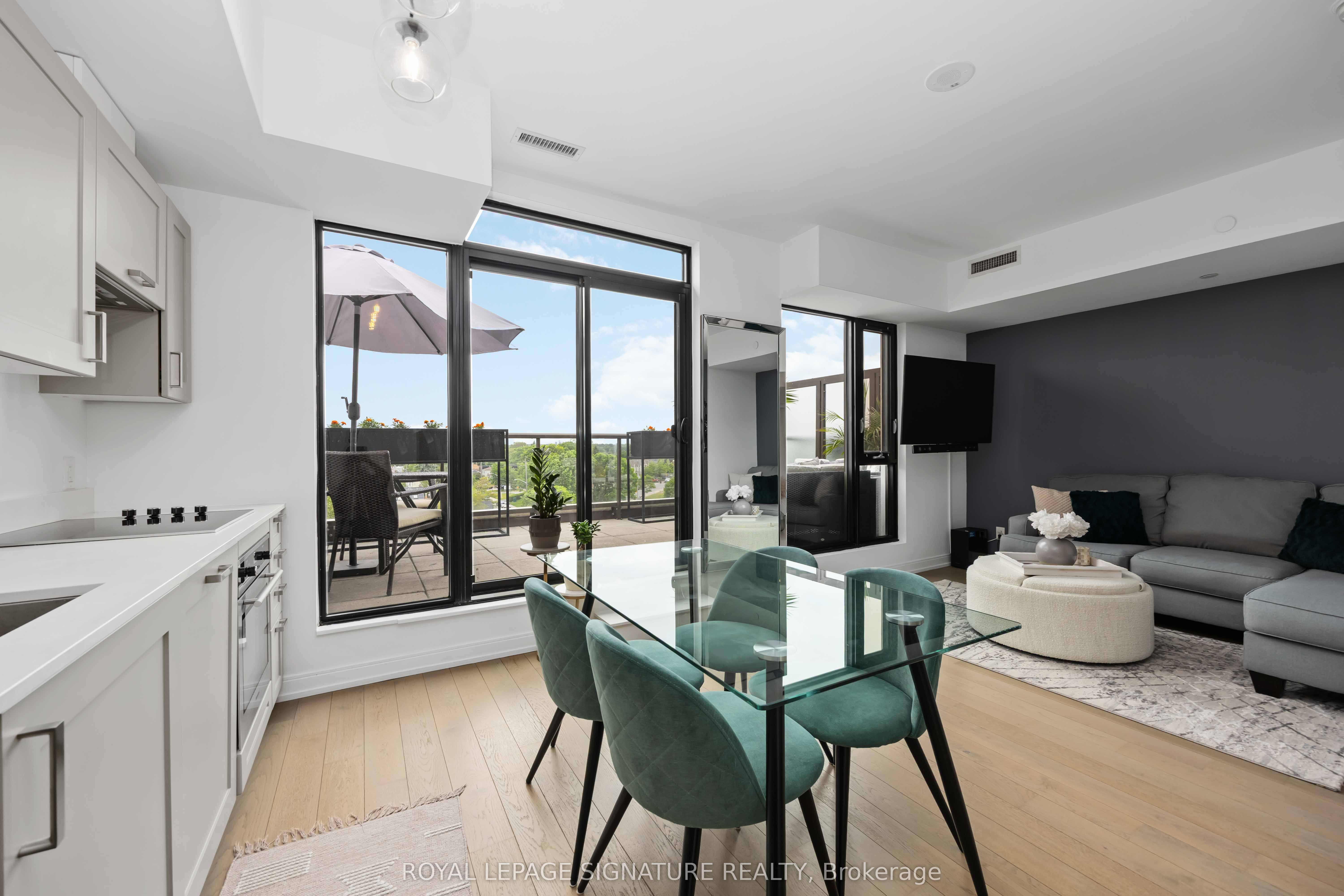 1100 Kingston Road 513 Property Photo 13