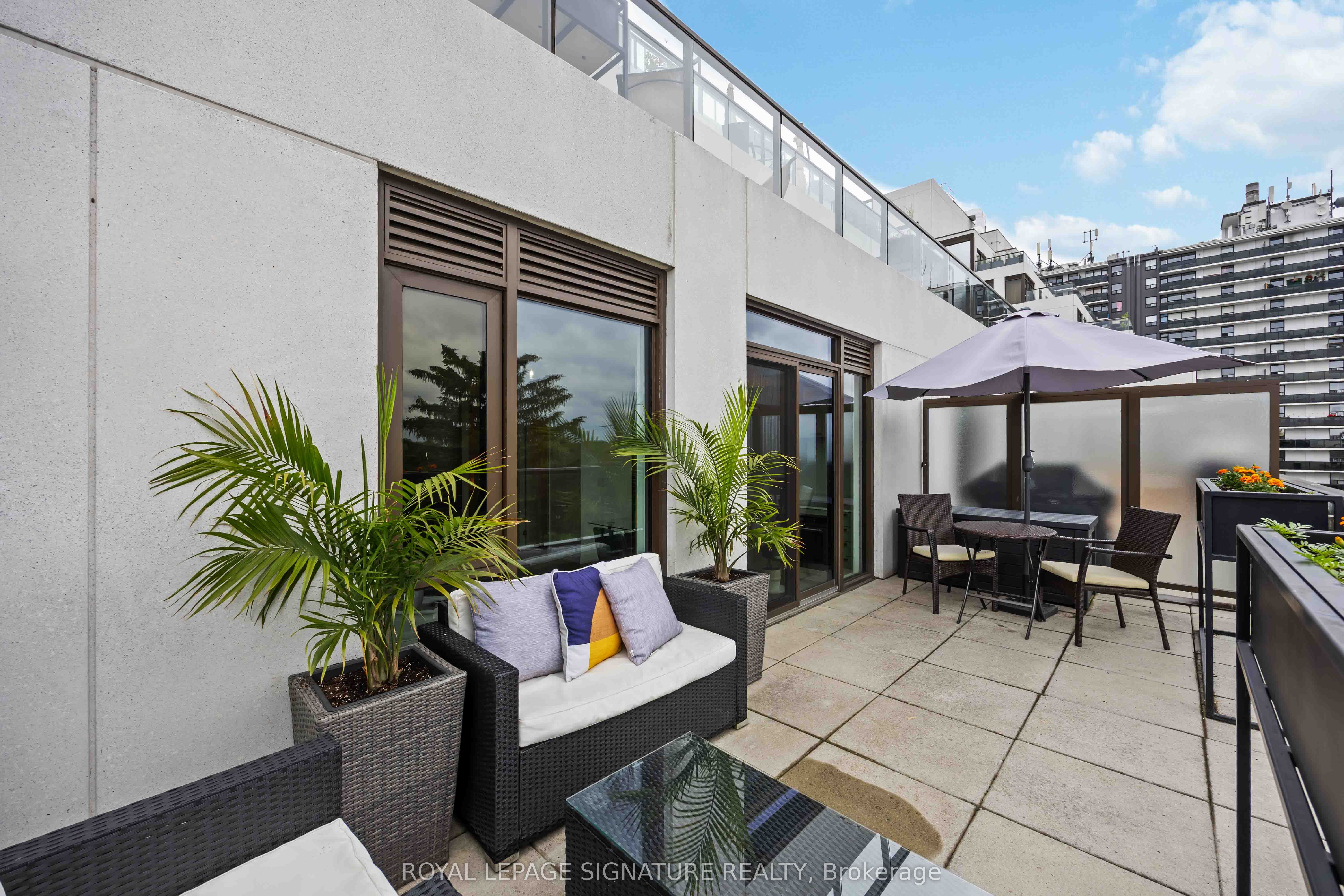 1100 Kingston Road 513 Property Photo 23