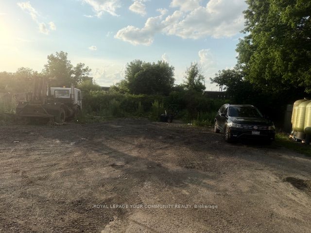 230 Nugget Avenue Unit 2 Property Photo 9