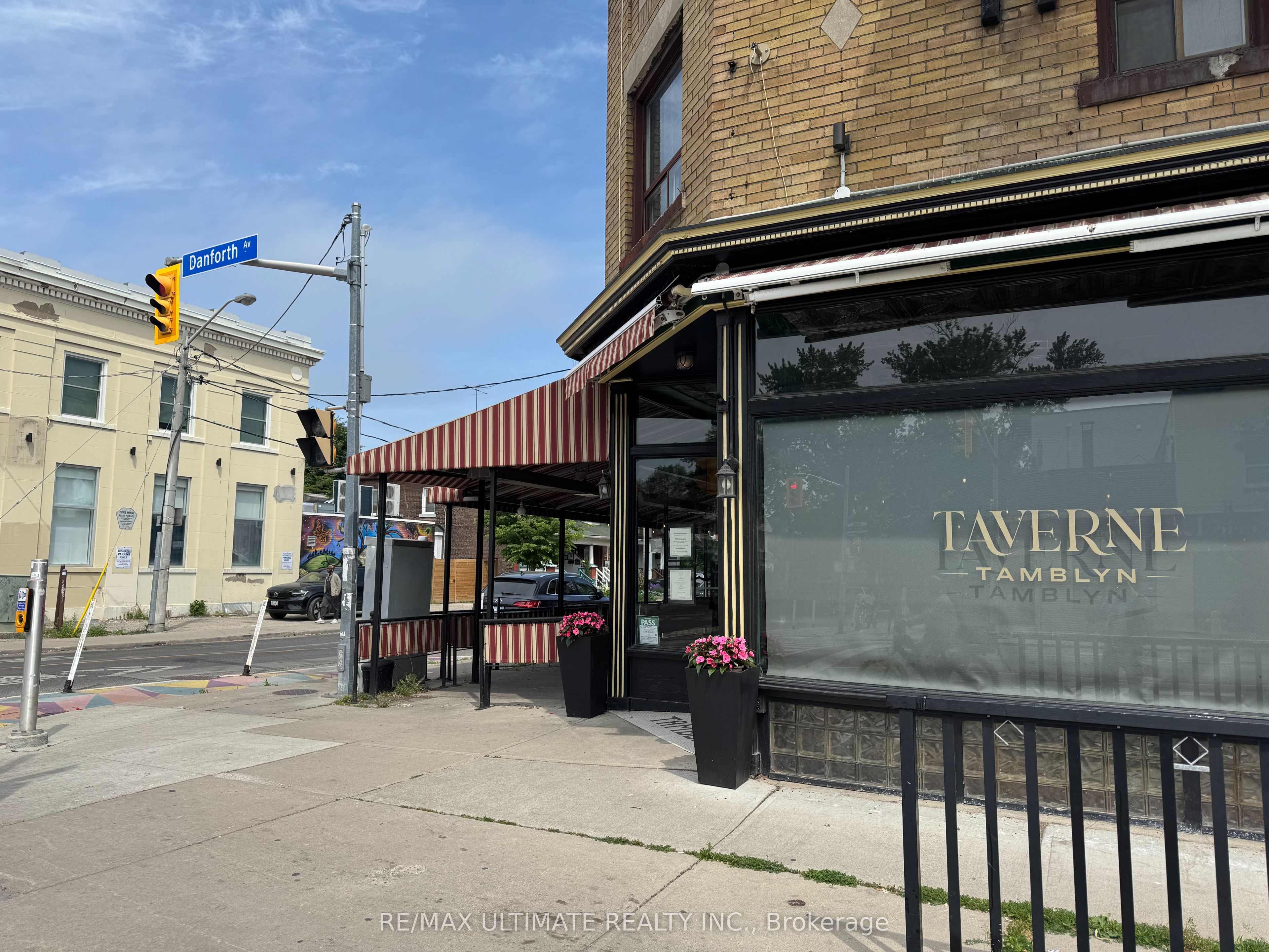 1426 Danforth Avenue Property Photo 6