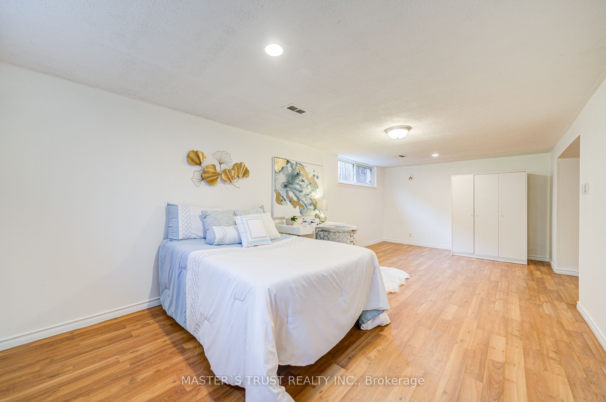 30 Deerfield Road Property Photo 33