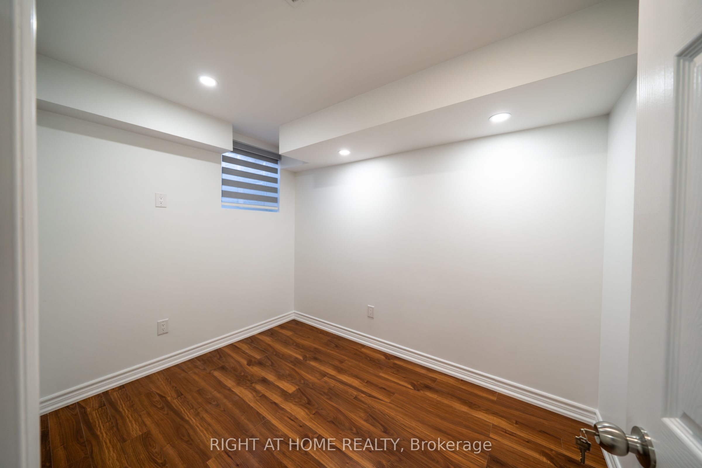 2387 Kentucky Derby Way Property Photo 12