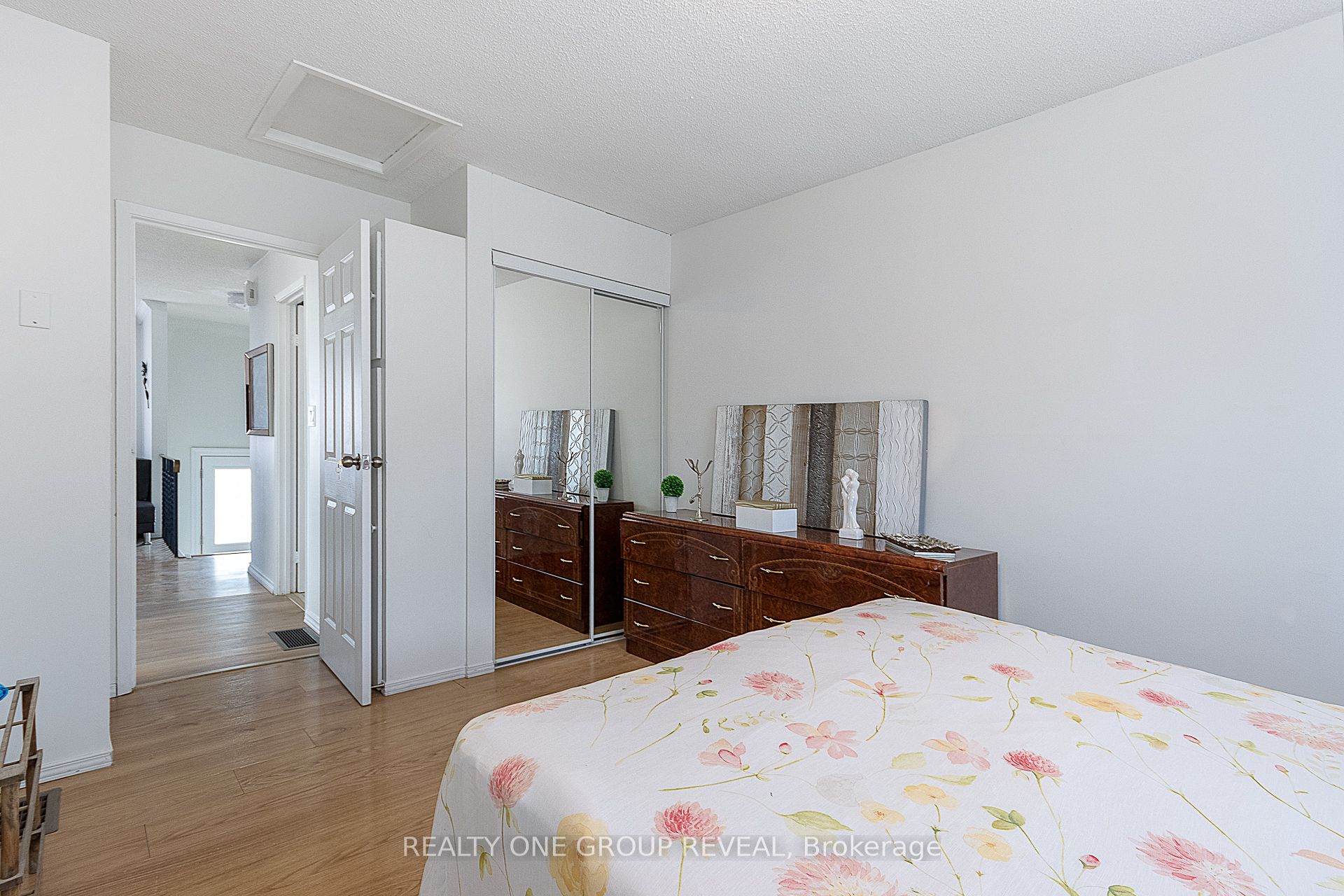 822 Kilkenny Court N Property Photo 13