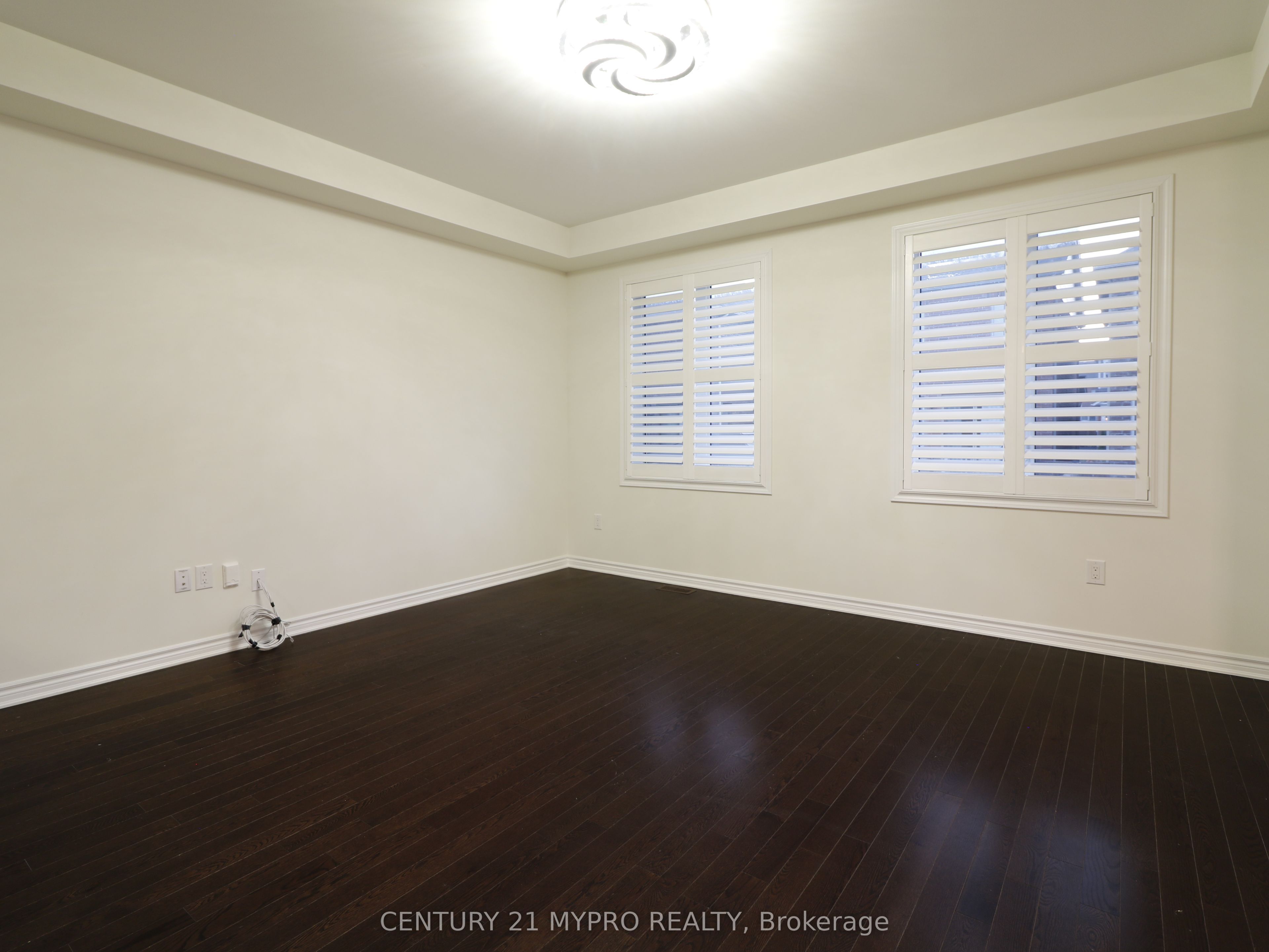 #main & 2nd Flr - 71 Westfield Drive Property Photo 12