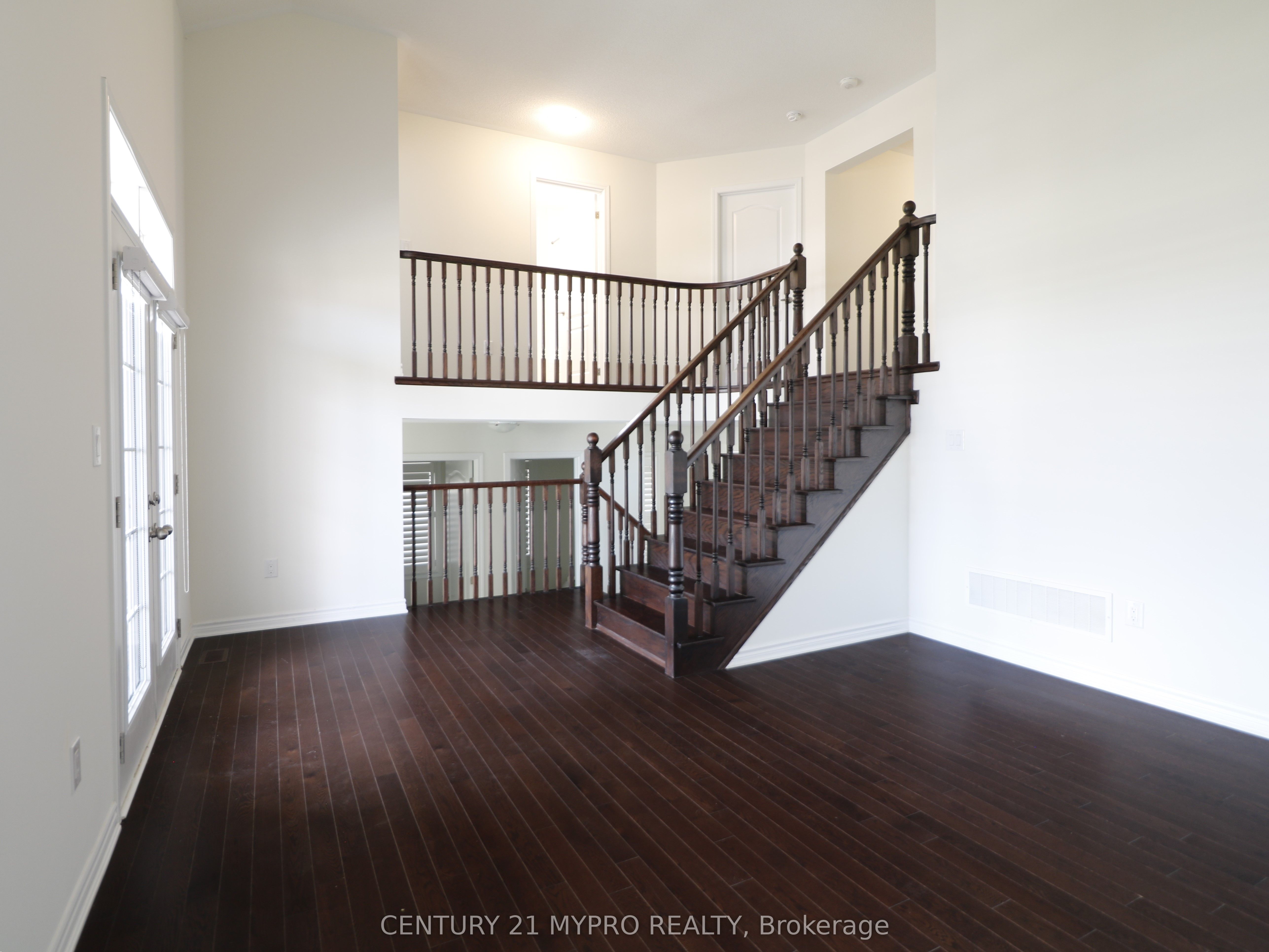 #main & 2nd Flr - 71 Westfield Drive Property Photo 20
