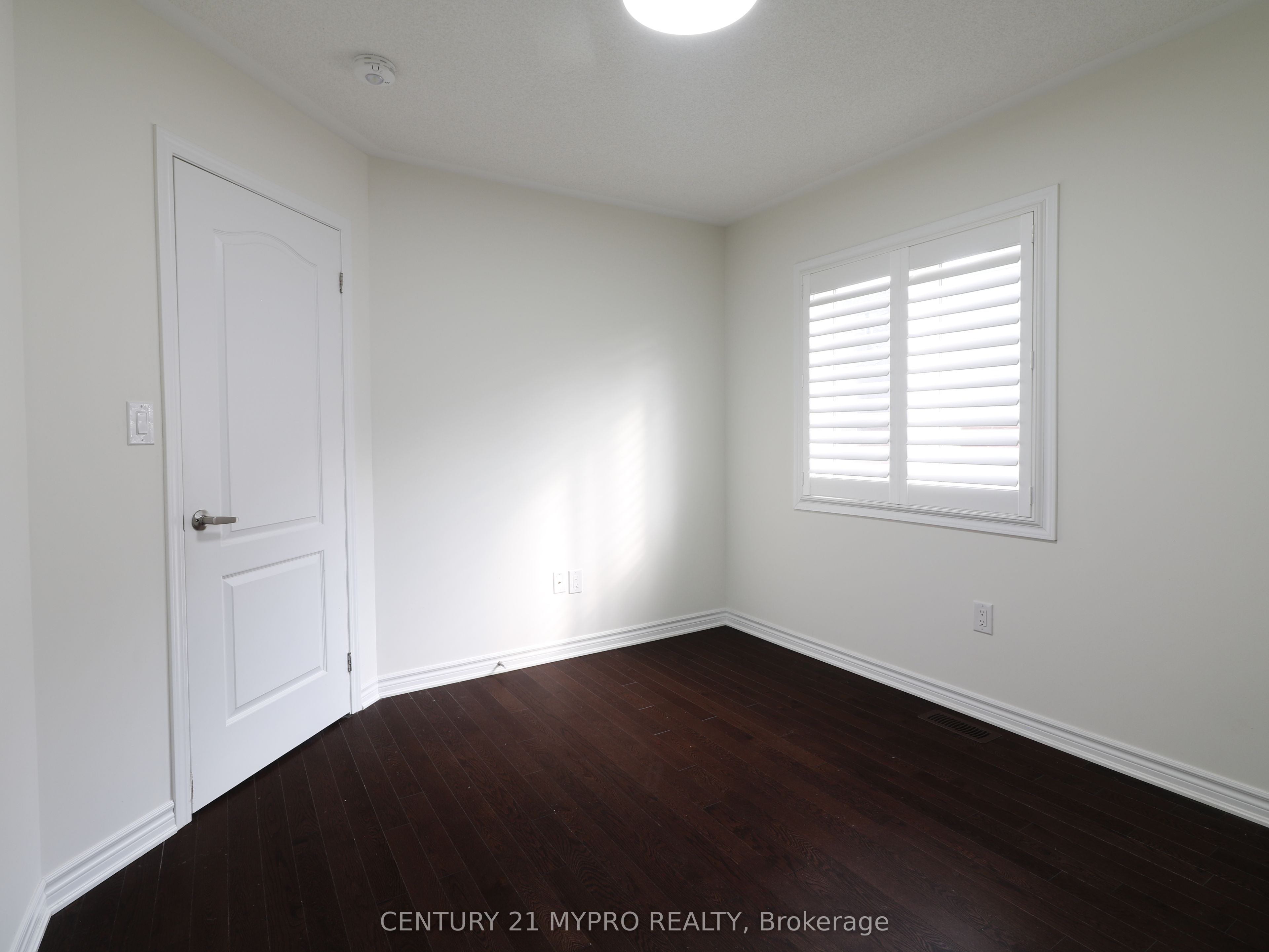 #main & 2nd Flr - 71 Westfield Drive Property Photo 33