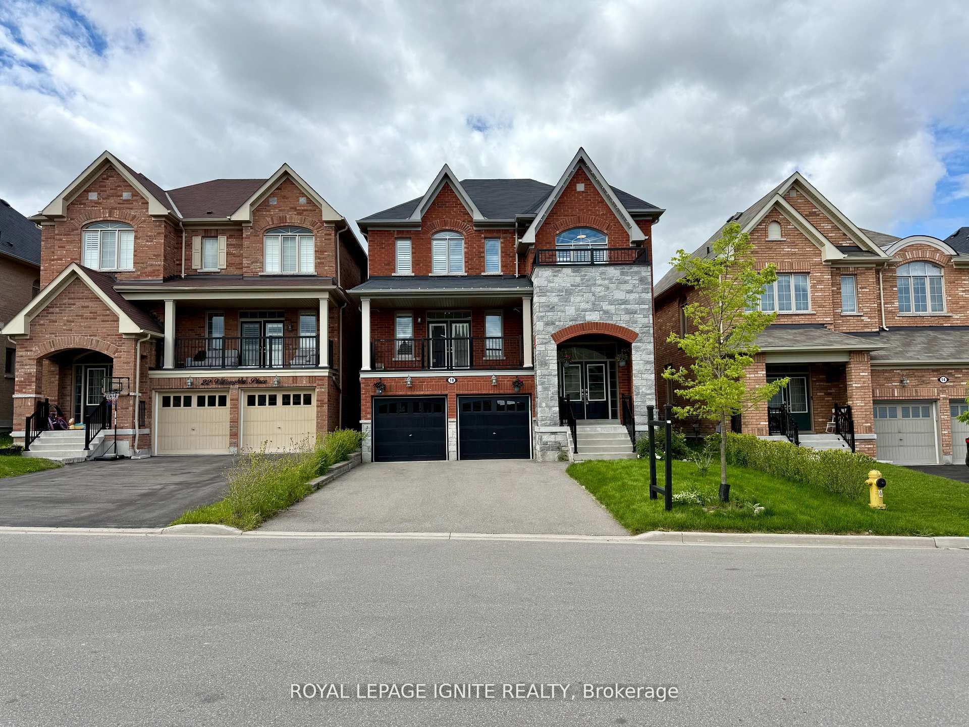 18 Willoughby Place Property Photo 1