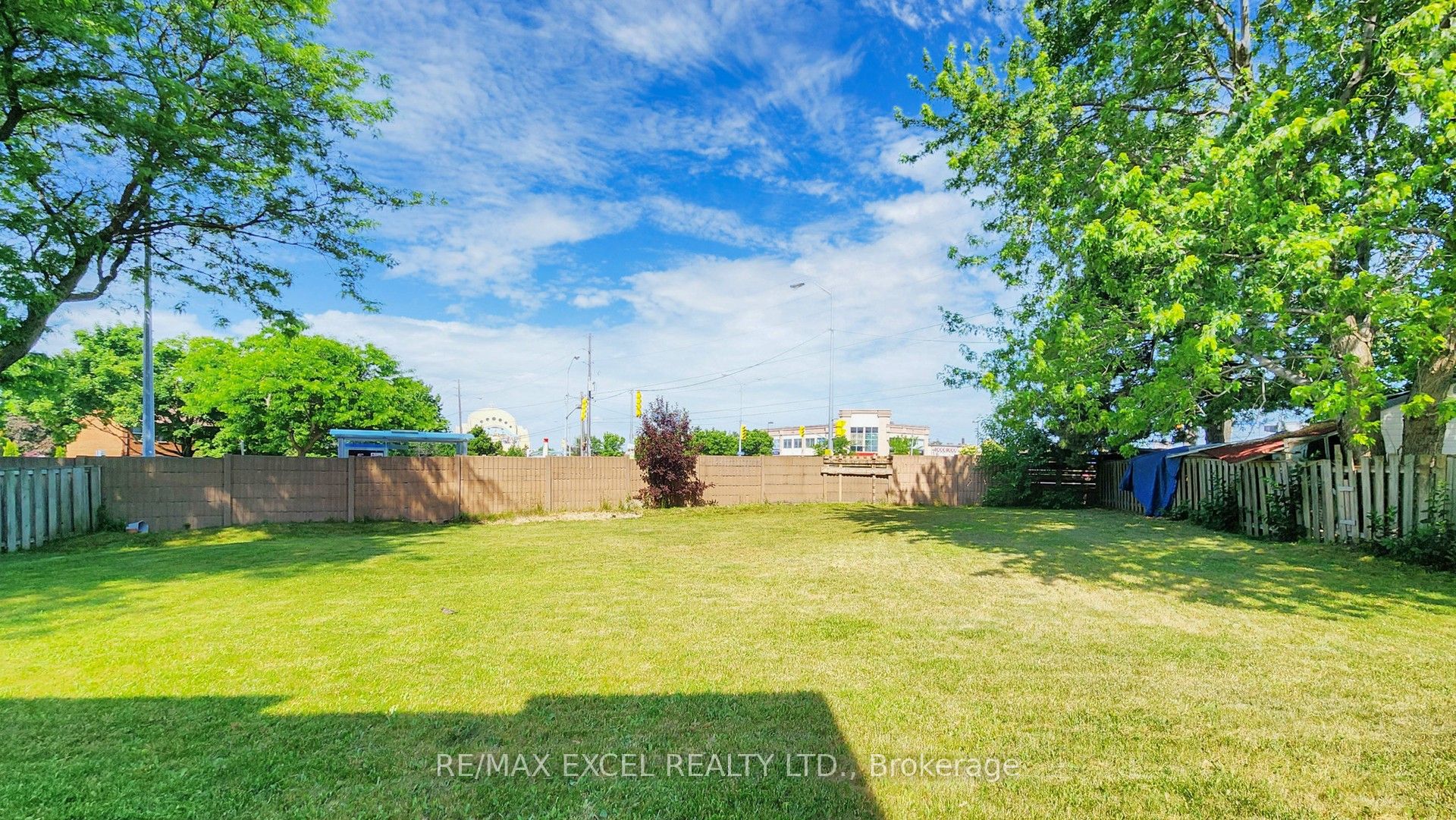 80 Eagleview Crescent Property Photo 39