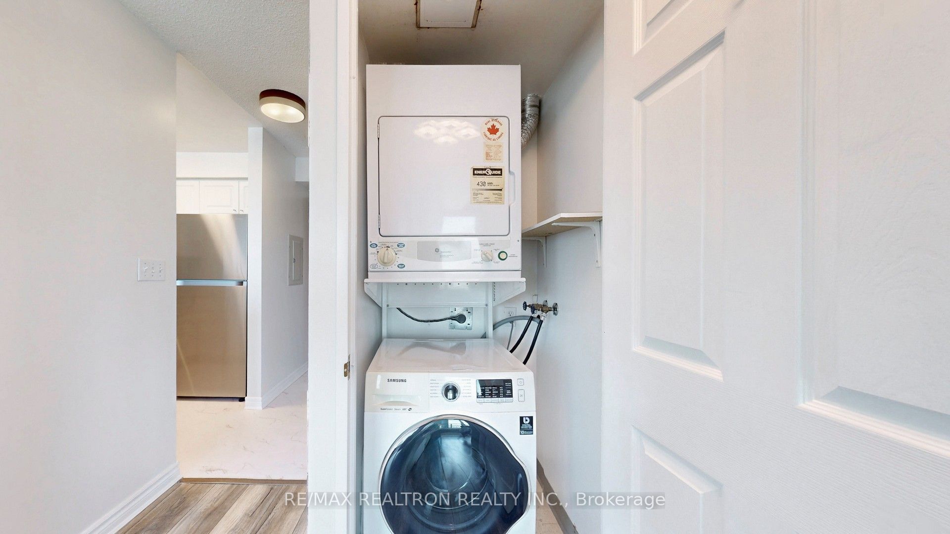 #1905 - 11 Lee Centre Drive Property Photo 15
