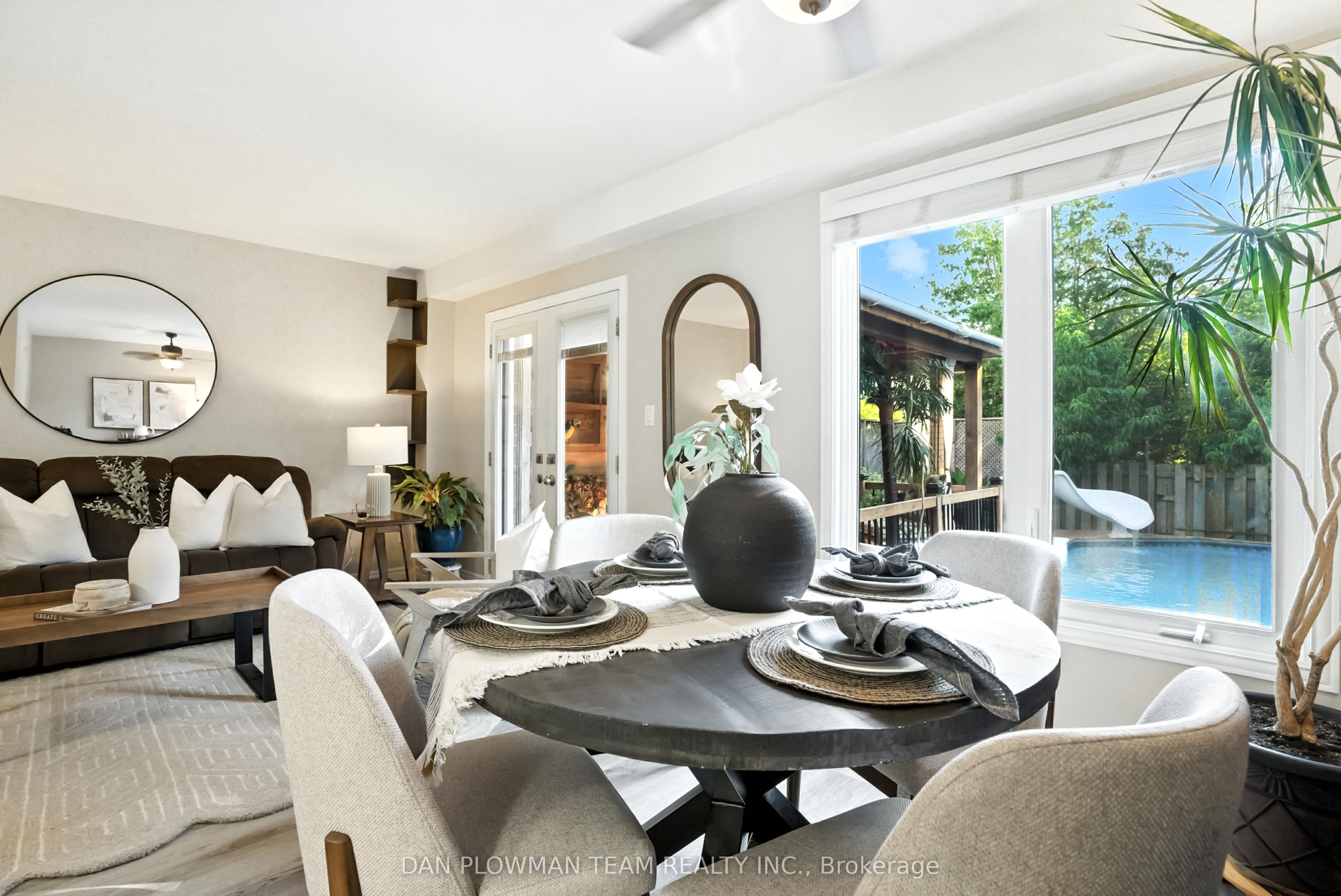 12 Longwood Court Property Photo 12