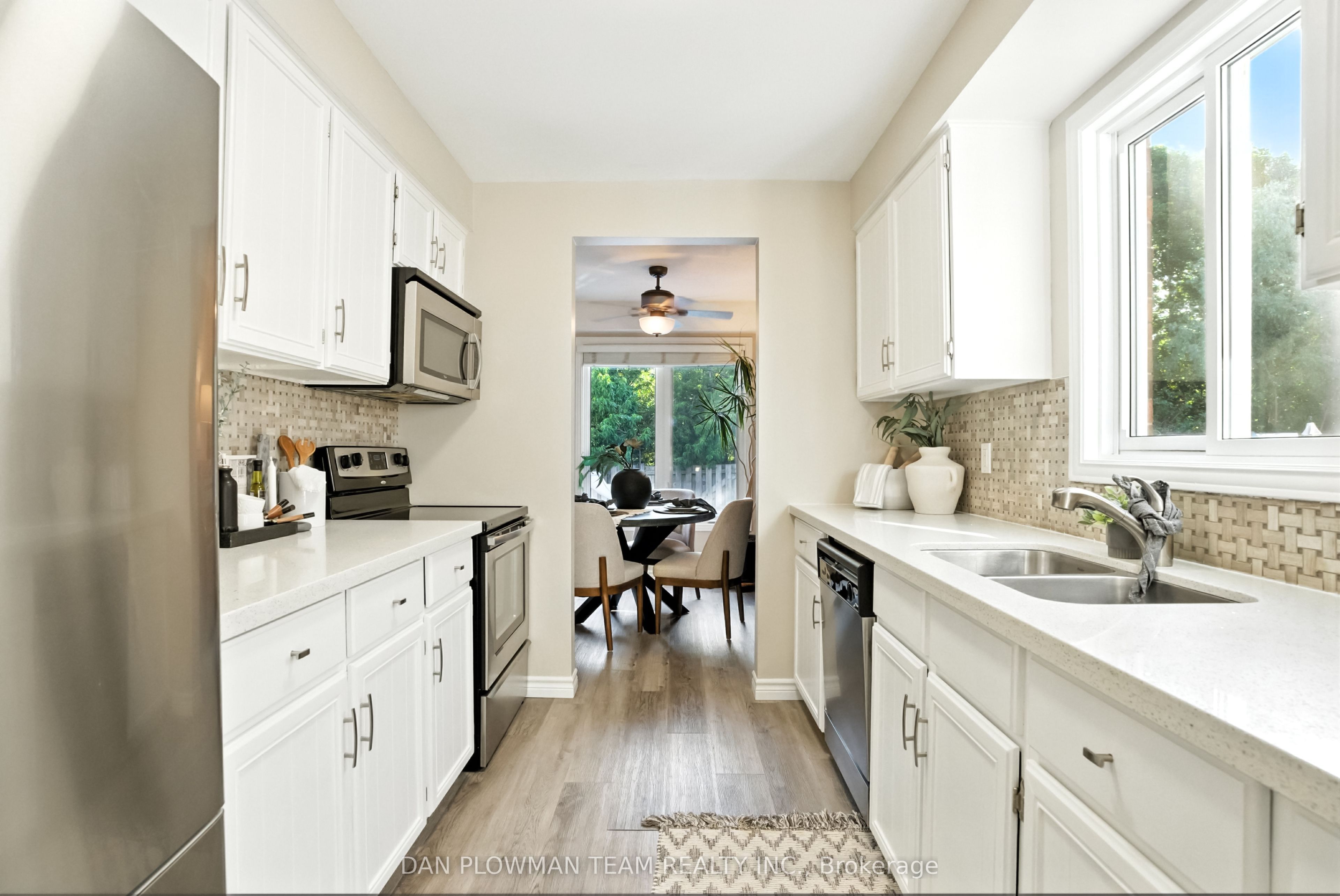 12 Longwood Court Property Photo 14